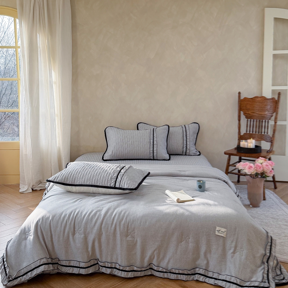 91家纺网 家纺一手货源 找家纺 寐居家纺 2026新款雨露麻夏被床盖四件套 雨露-信风灰
