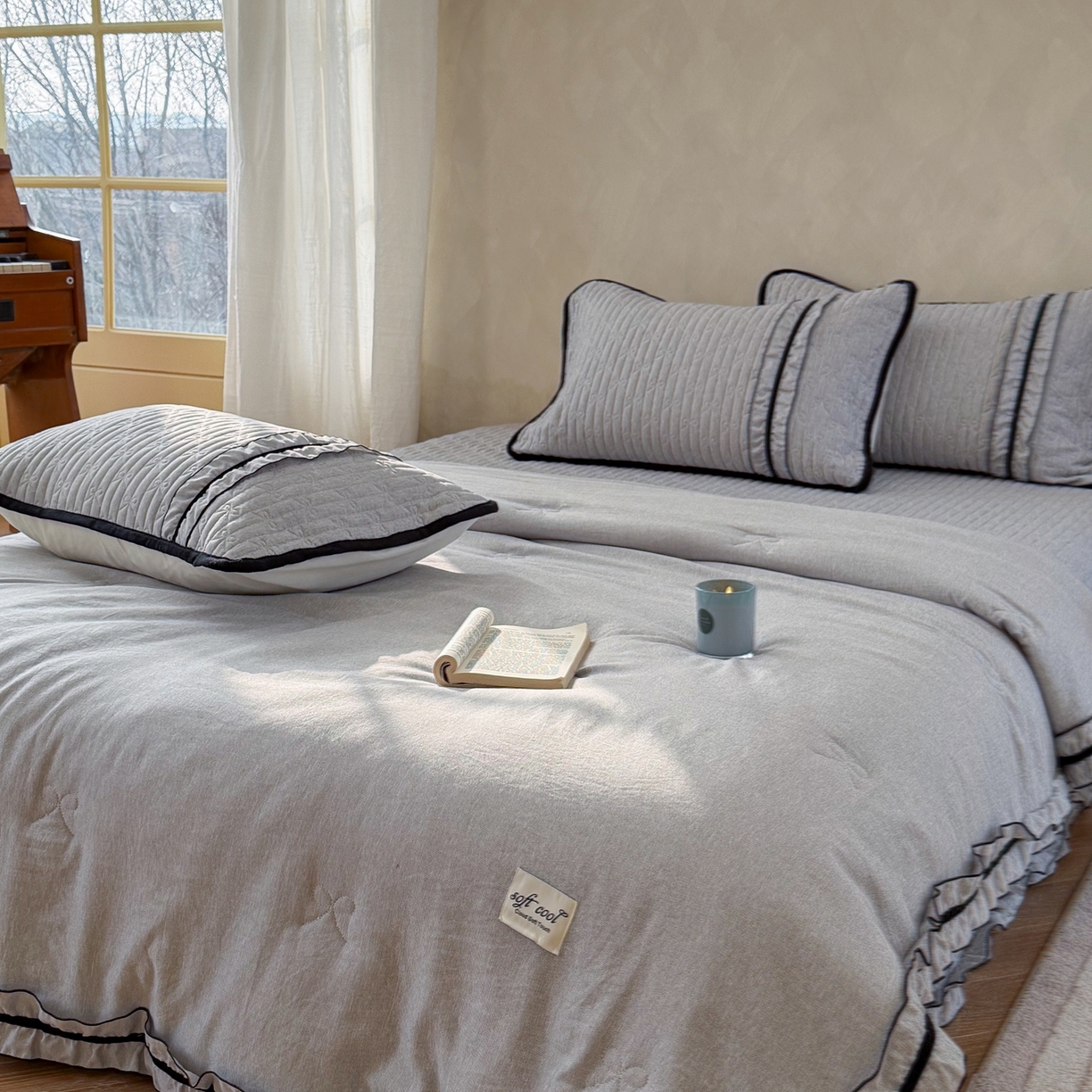 91家纺网 家纺一手货源 找家纺 寐居家纺 2026新款雨露麻夏被床盖四件套 雨露-信风灰