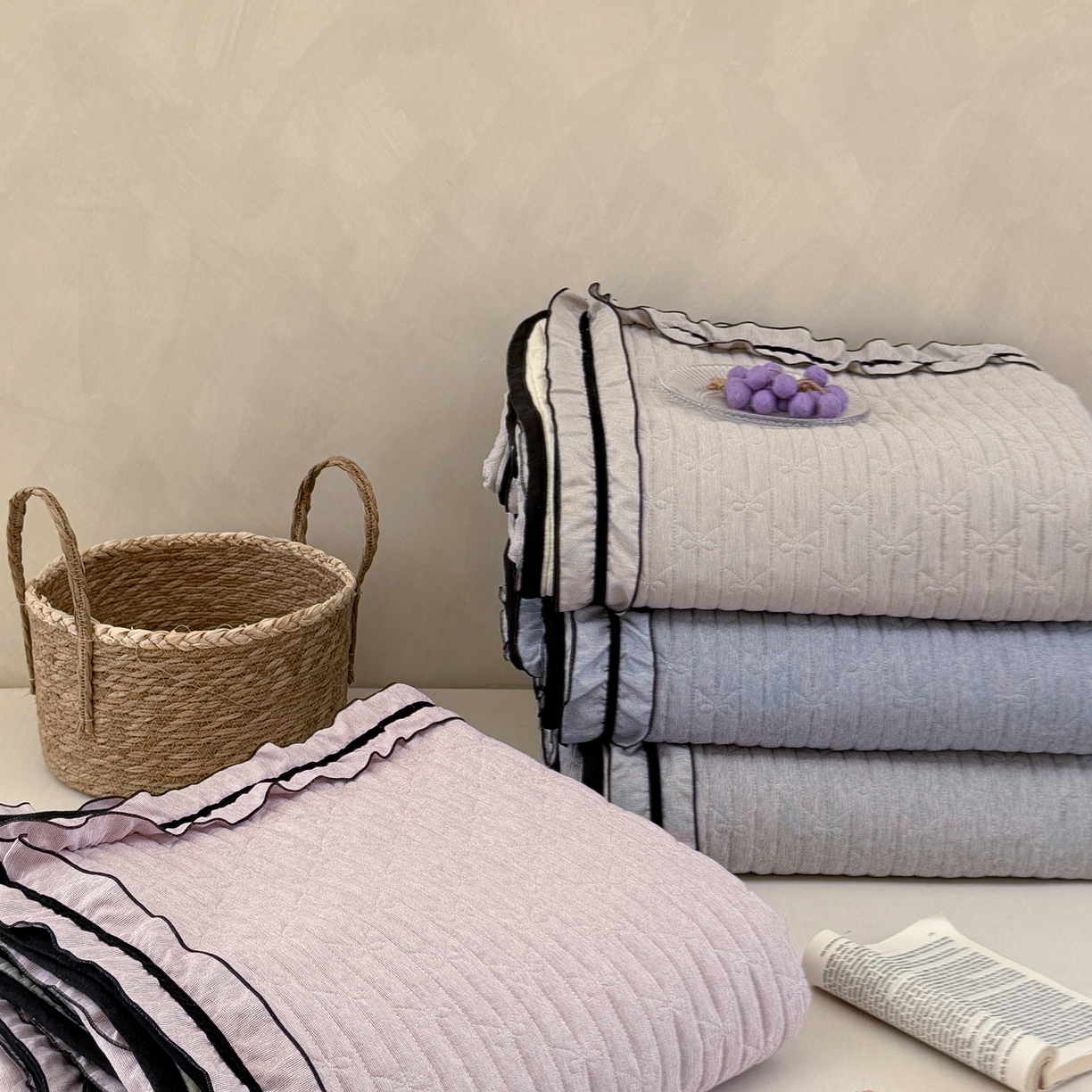 91家纺网 家纺一手货源 找家纺 寐居家纺 2026新款雨露麻夏被床盖四件套 组合图仅供展示-不可下单