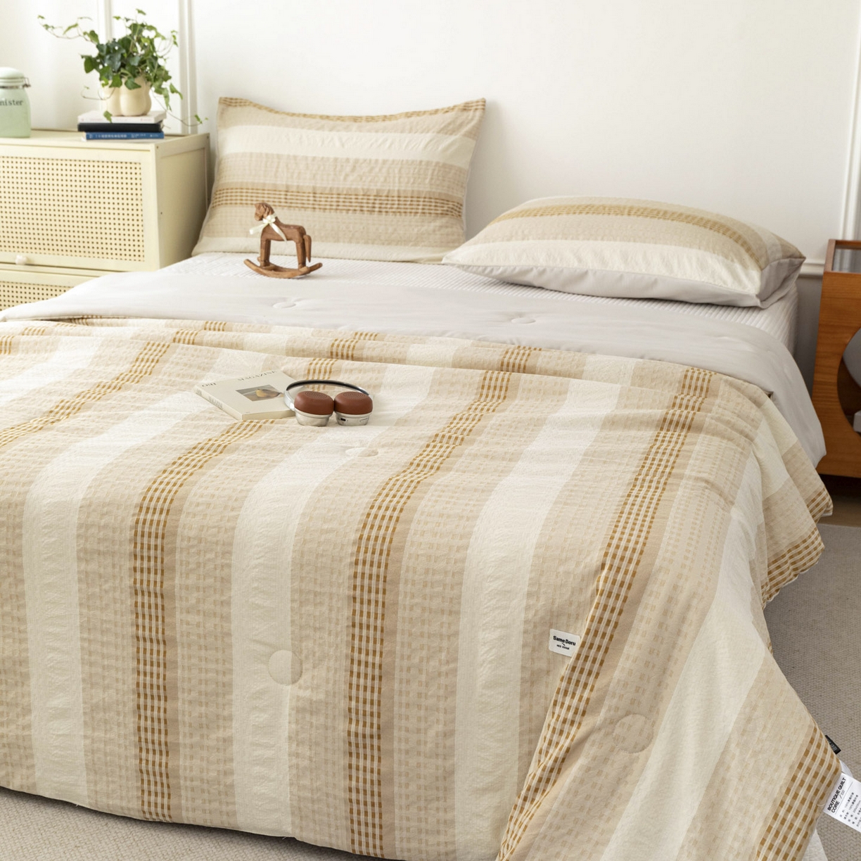 91家纺网 家纺一手货源 找家纺 寐居家纺 2026新款柔软素织提花夏被夏凉被空调被 素织·浅咖