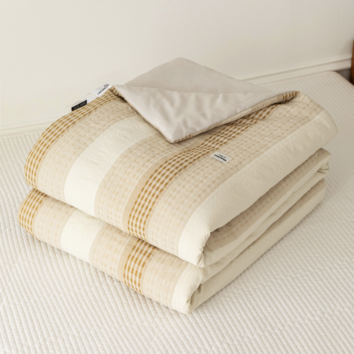 91家纺网 家纺一手货源 找家纺 寐居家纺 2026新款柔软素织提花夏被夏凉被空调被 素织·浅咖