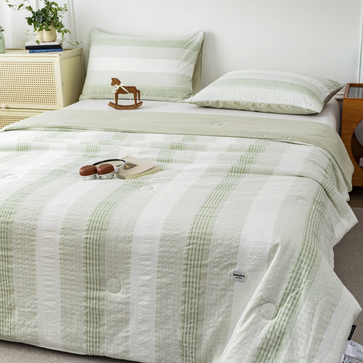 91家纺网 家纺一手货源 找家纺 寐居家纺 2026新款柔软素织提花夏被夏凉被空调被 素织·浅绿