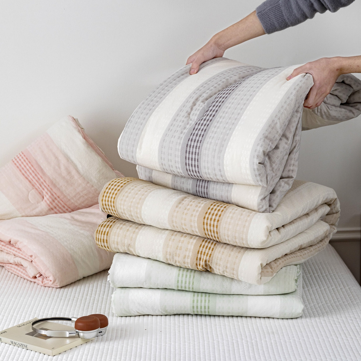 91家纺网 家纺一手货源 找家纺 寐居家纺 2026新款柔软素织提花夏被夏凉被空调被 组合图仅供展示-不可下单