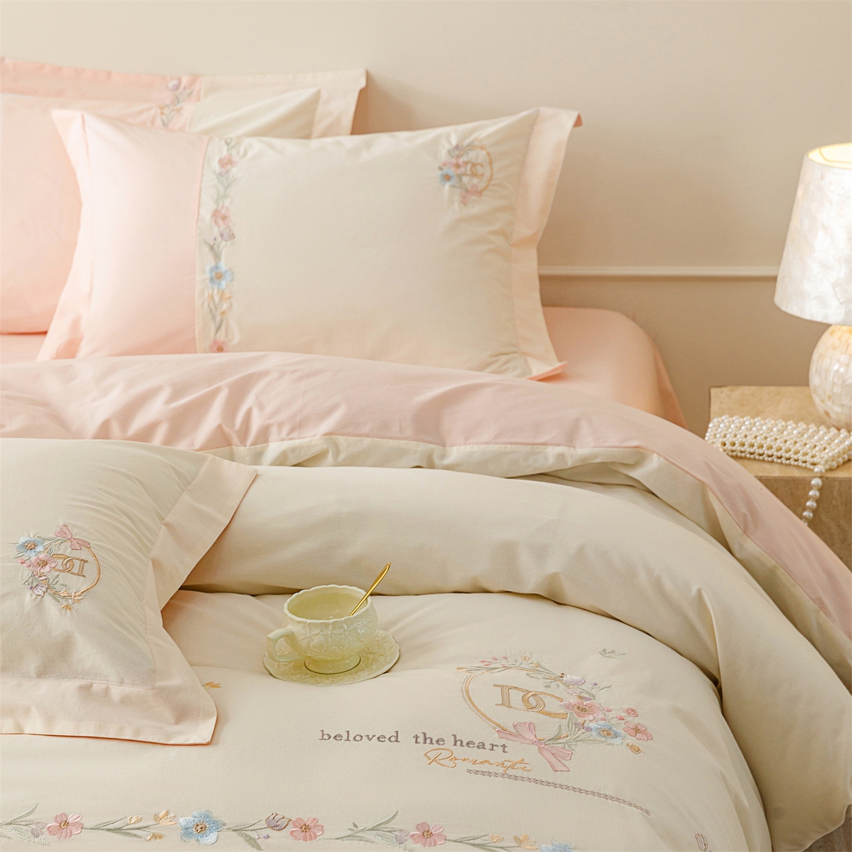 91家纺网 家纺一手货源 找家纺 （总）艾莱家纺 2026春夏新款全棉纯棉水洗棉刺绣加厚四件套-希蕴