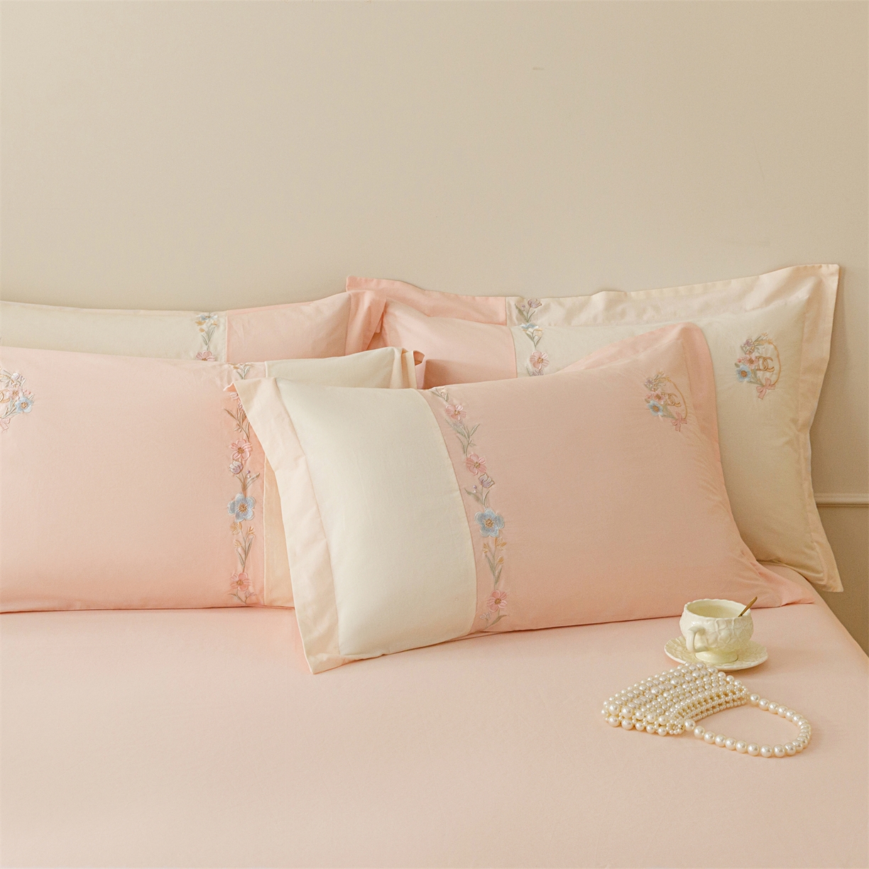 91家纺网 家纺一手货源 找家纺 艾莱家纺 2026春夏新款全棉纯棉水洗棉刺绣加厚四件套-希蕴 希蕴-淡紫粉