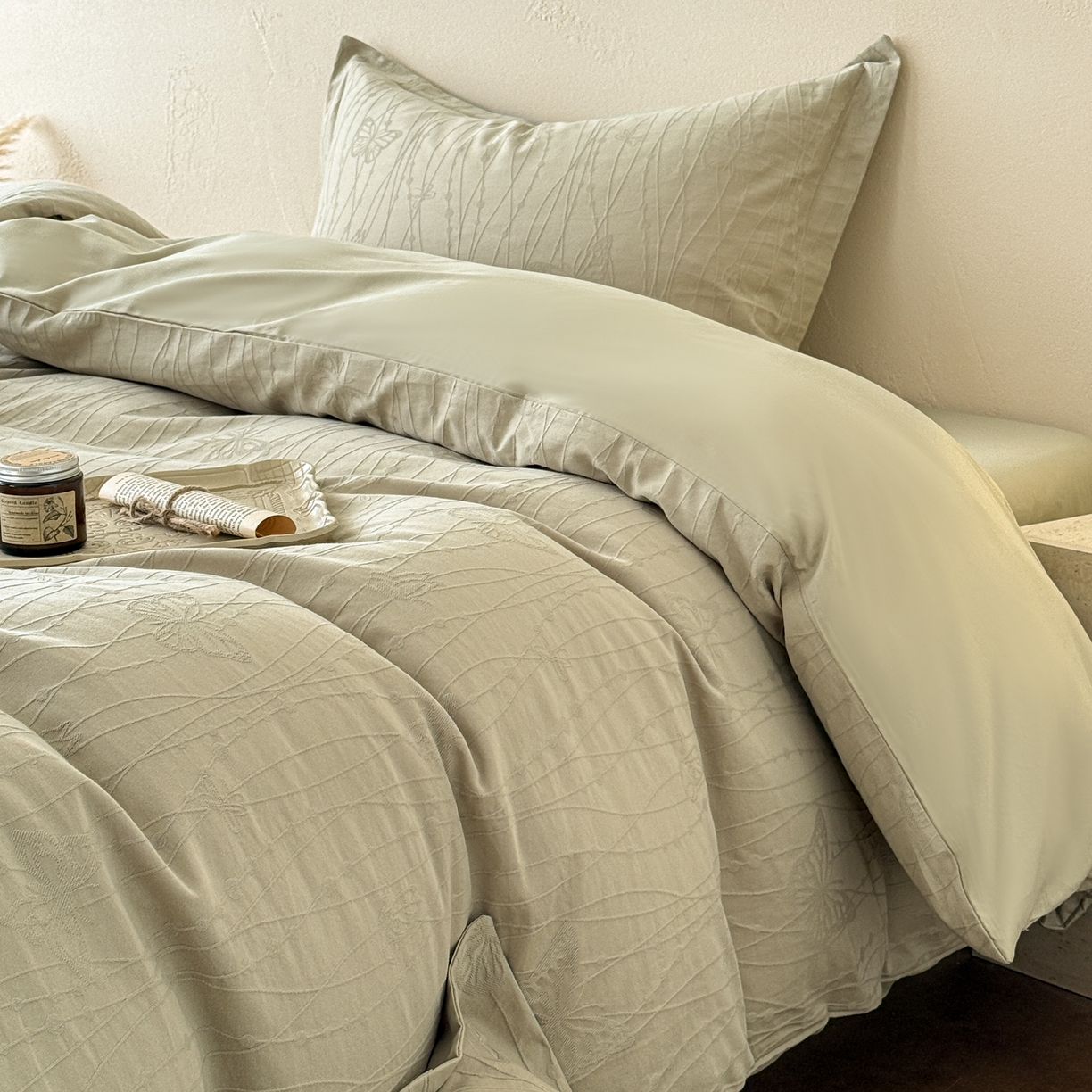 91家纺网 家纺一手货源 找家纺 慕尚家纺 2026新款A类60支长绒棉纯棉提花贡缎大提花光泽绸缎感四件套 线条蝴蝶绿