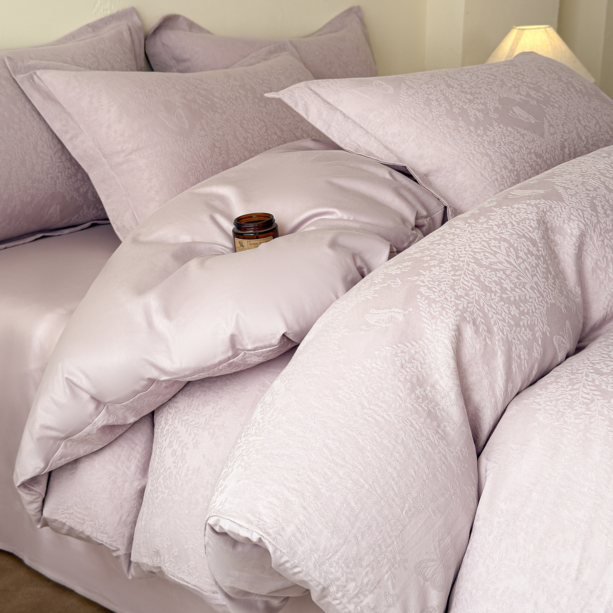 慕尚家纺 2026新款A类60支长绒棉纯棉提花贡缎大提花光泽绸缎感四件套 麦穗蝴蝶紫