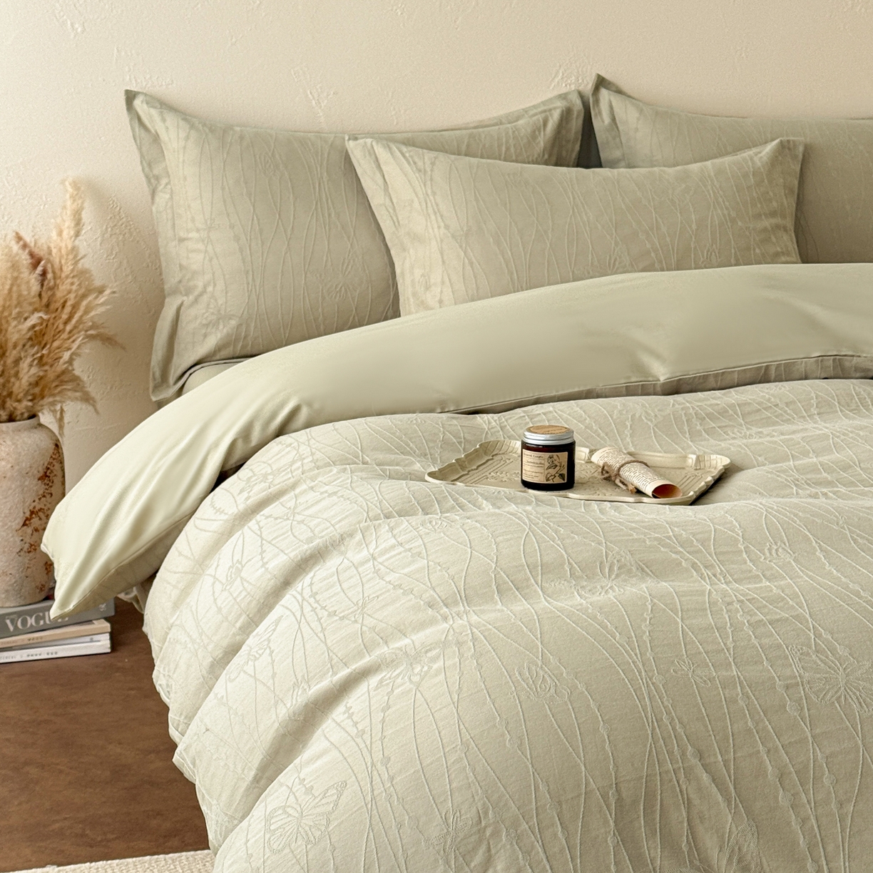 91家纺网 家纺一手货源 找家纺 慕尚家纺 2026新款A类60支长绒棉纯棉提花贡缎大提花光泽绸缎感四件套 线条蝴蝶绿