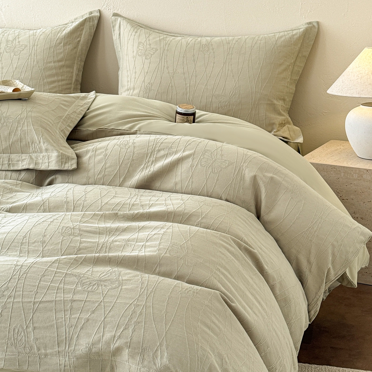 91家纺网 家纺一手货源 找家纺 慕尚家纺 2026新款A类60支长绒棉纯棉提花贡缎大提花光泽绸缎感四件套 线条蝴蝶绿