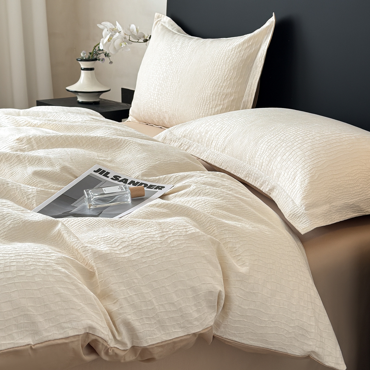 91家纺网 家纺一手货源 找家纺 慕尚家纺 2026新款A类60支长绒棉纯棉提花贡缎大提花光泽绸缎感四件套 布朗米