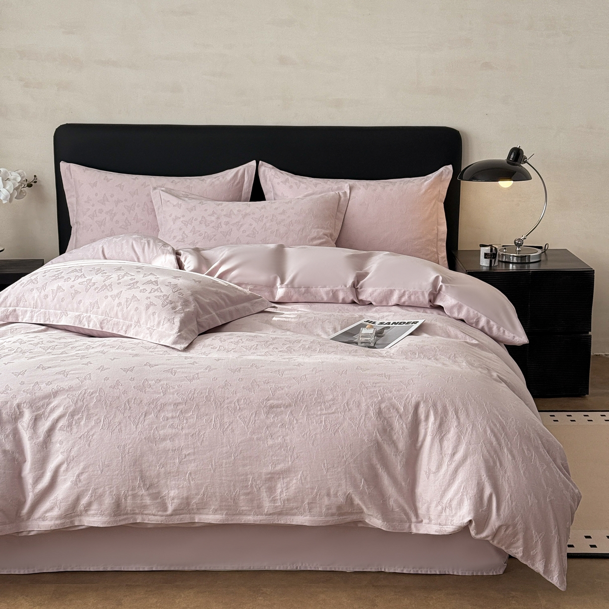 91家纺网 家纺一手货源 找家纺 慕尚家纺 2026新款A类60支长绒棉纯棉提花贡缎大提花光泽绸缎感四件套 蝴蝶飞紫