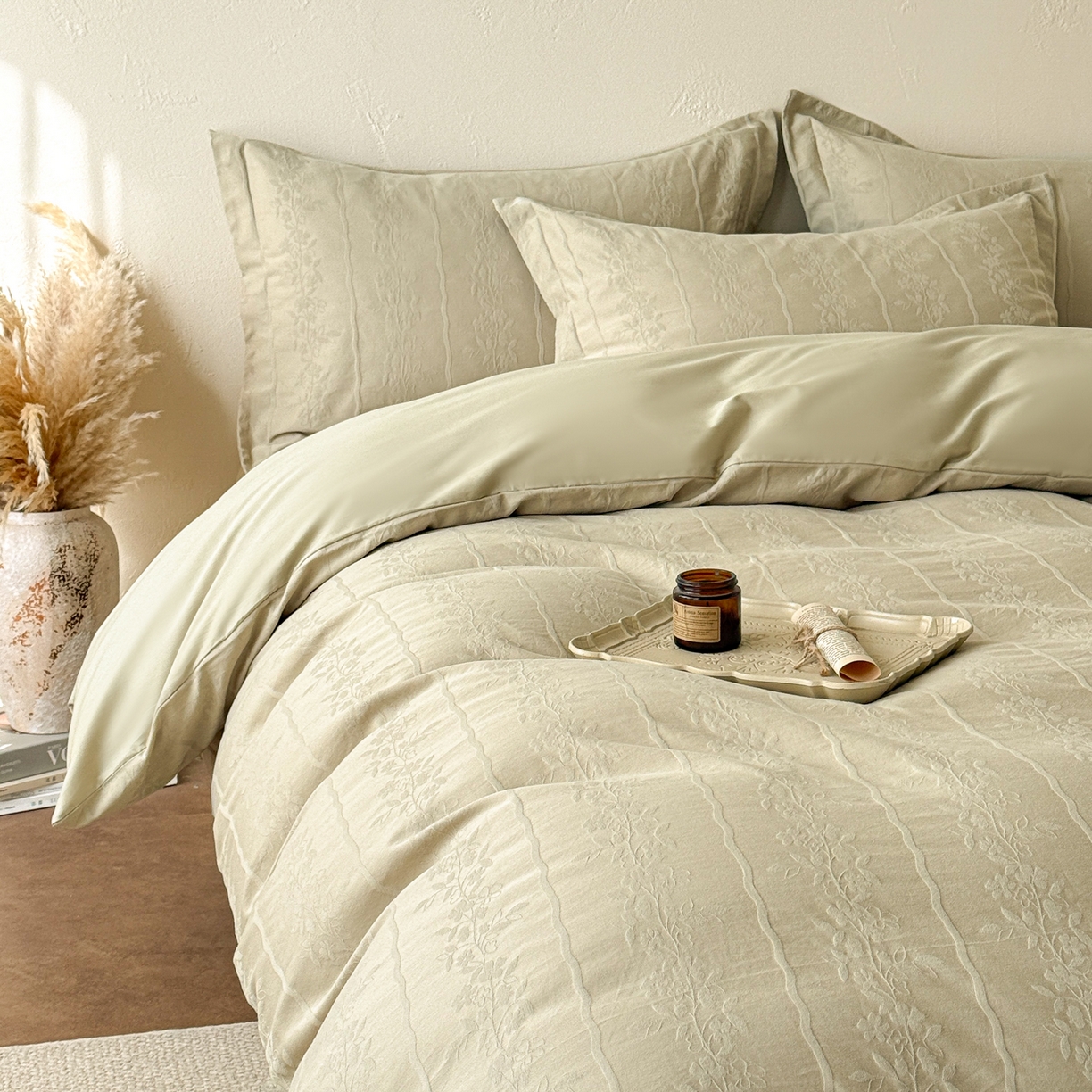 91家纺网 家纺一手货源 找家纺 慕尚家纺 2026新款A类60支长绒棉纯棉提花贡缎大提花光泽绸缎感四件套 花蔓绿