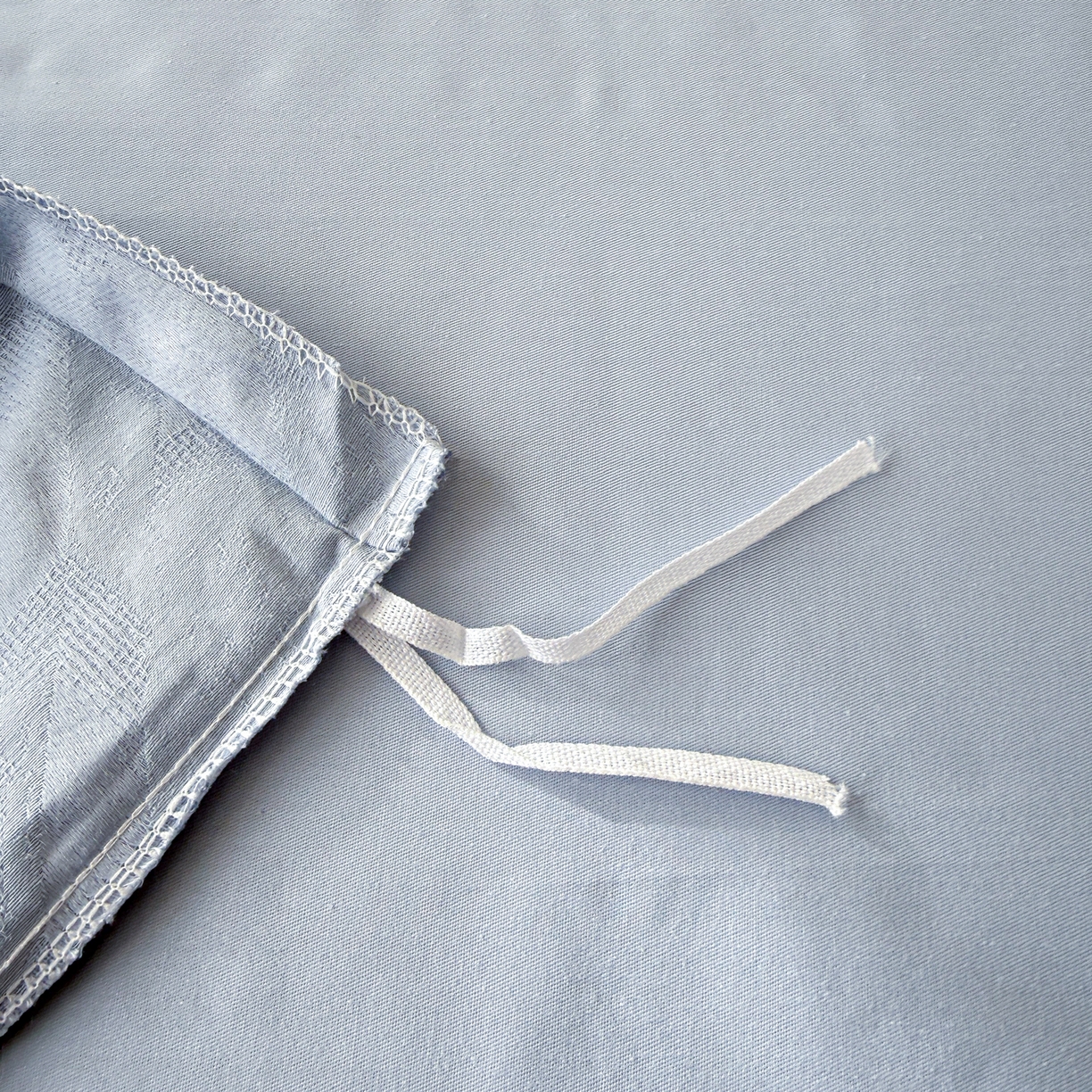 91家纺网 家纺一手货源 找家纺 慕尚家纺 2026新款A类60支长绒棉纯棉提花贡缎大提花光泽绸缎感四件套 肌理蓝