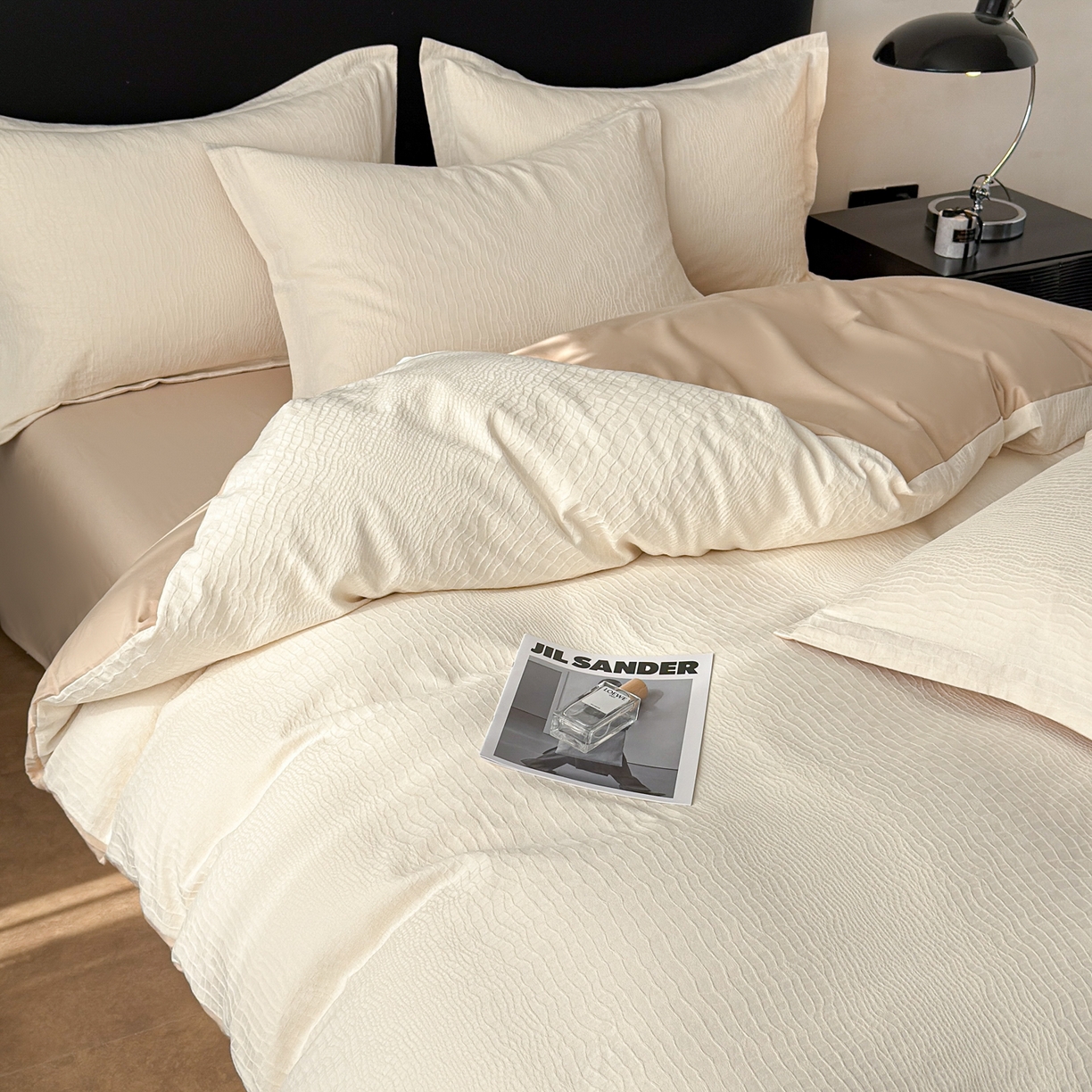 91家纺网 家纺一手货源 找家纺 慕尚家纺 2026新款A类60支长绒棉纯棉提花贡缎大提花光泽绸缎感四件套 布朗米