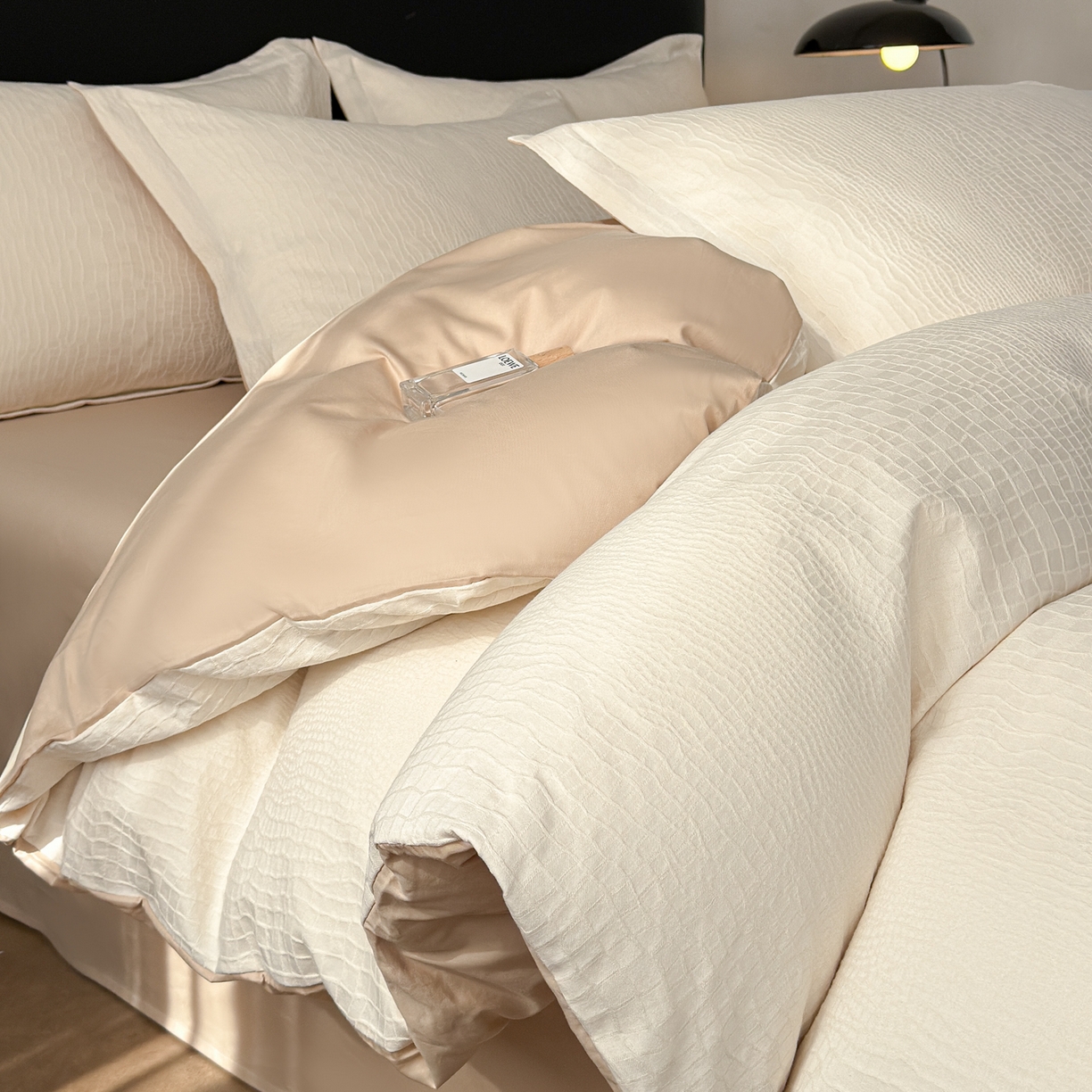 慕尚家纺 2026新款A类60支长绒棉纯棉提花贡缎大提花光泽绸缎感四件套 布朗米