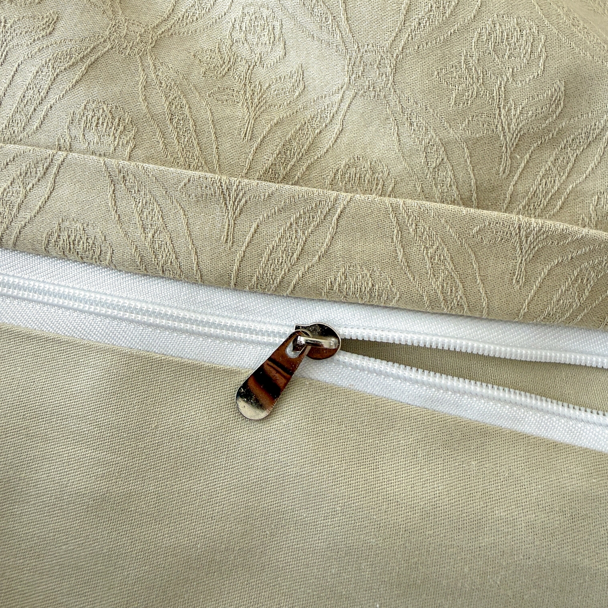 91家纺网 家纺一手货源 找家纺 慕尚家纺 2026新款A类60支长绒棉纯棉提花贡缎大提花光泽绸缎感四件套 陌上花开绿