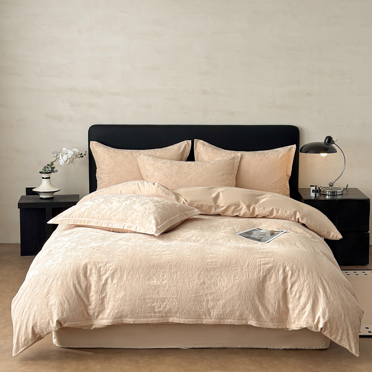 91家纺网 家纺一手货源 找家纺 慕尚家纺 2026新款A类60支长绒棉纯棉提花贡缎大提花光泽绸缎感四件套 艾薇花卡其