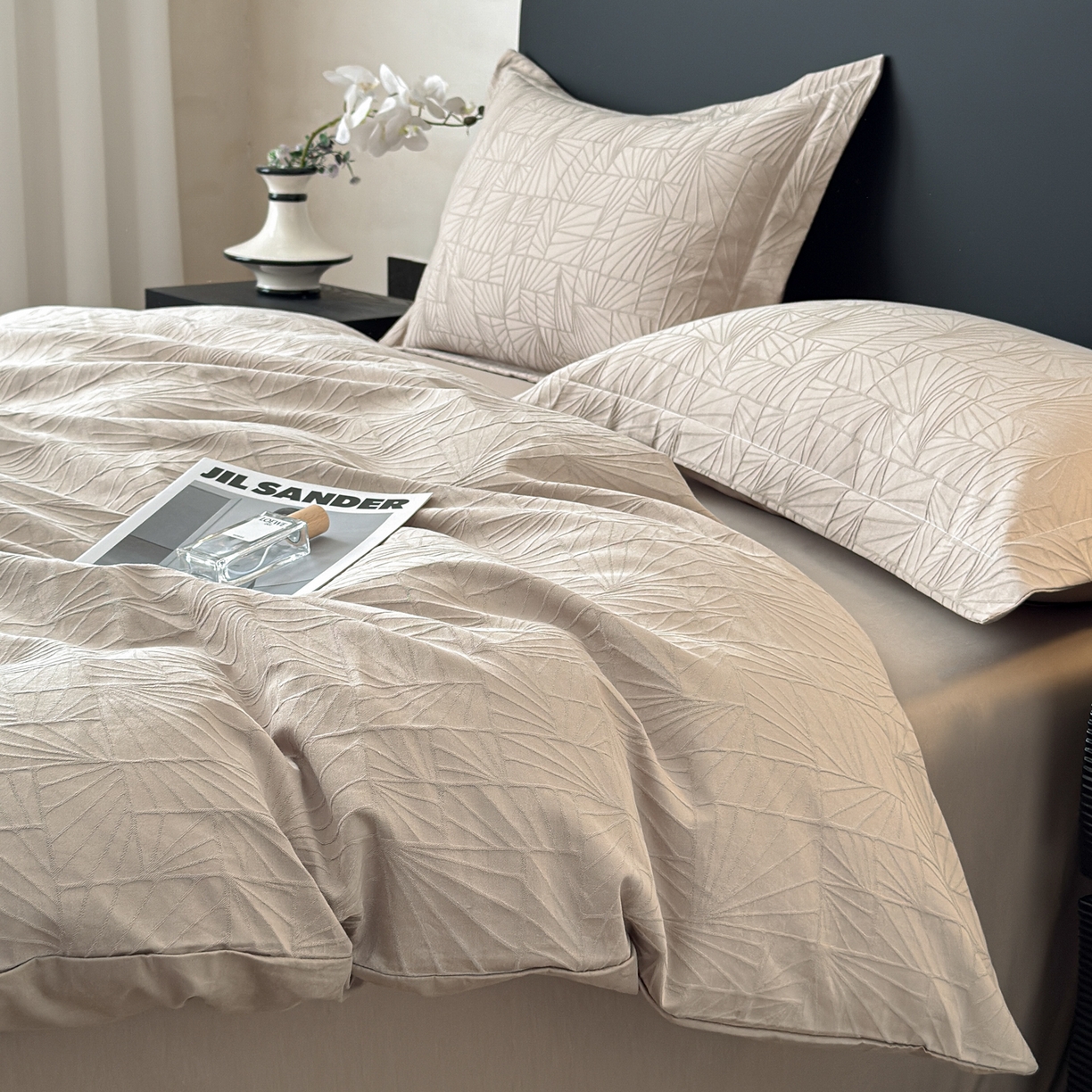 91家纺网 家纺一手货源 找家纺 慕尚家纺 2026新款A类60支长绒棉纯棉提花贡缎大提花光泽绸缎感四件套 夏洛特