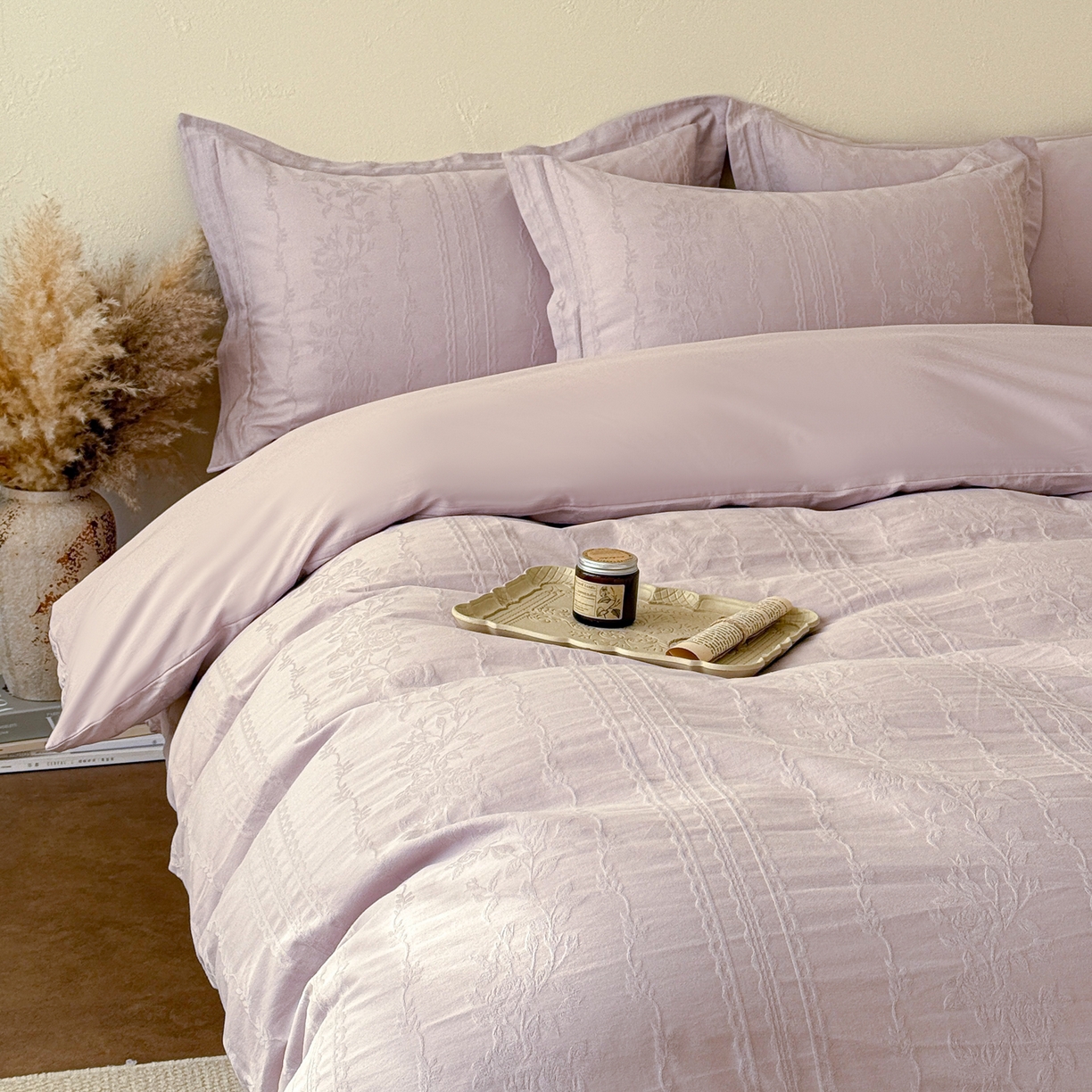 91家纺网 家纺一手货源 找家纺 慕尚家纺 2026新款A类60支长绒棉纯棉提花贡缎大提花光泽绸缎感四件套 雅柔紫