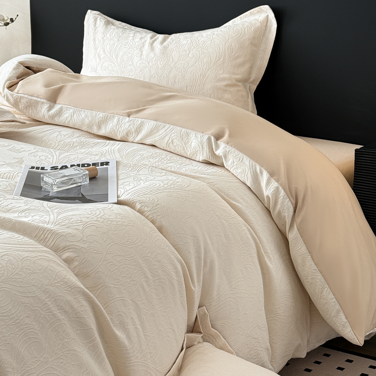 91家纺网 家纺一手货源 找家纺 慕尚家纺 2026新款A类60支长绒棉纯棉提花贡缎大提花光泽绸缎感四件套 罗莎米