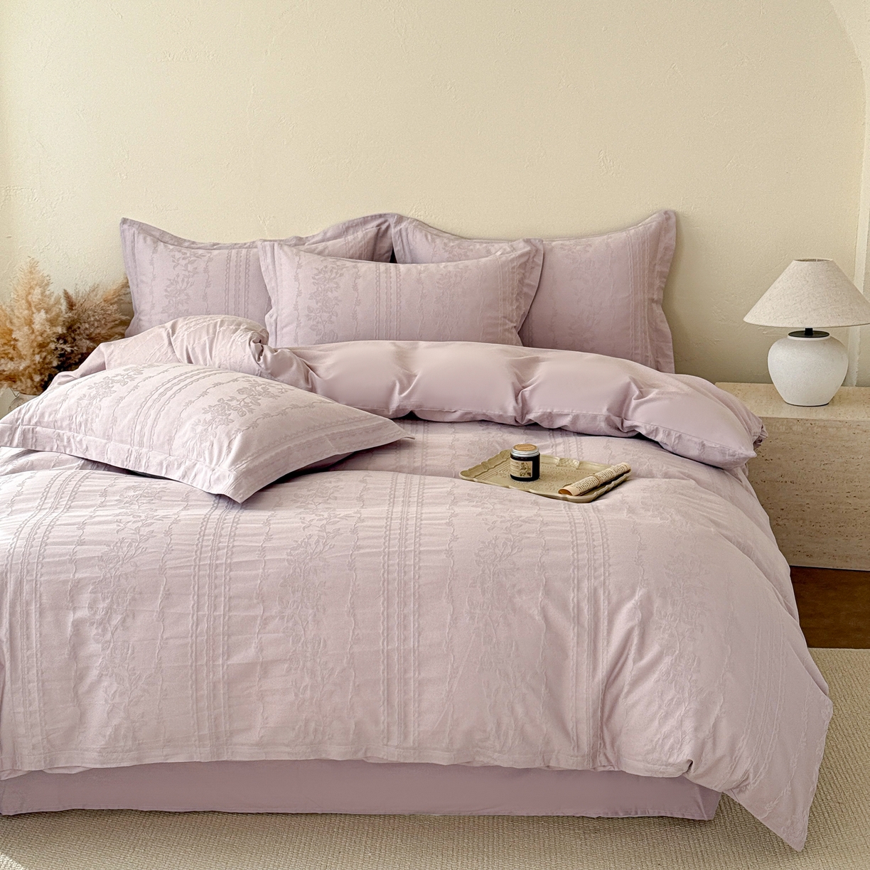 91家纺网 家纺一手货源 找家纺 慕尚家纺 2026新款A类60支长绒棉纯棉提花贡缎大提花光泽绸缎感四件套 雅柔紫