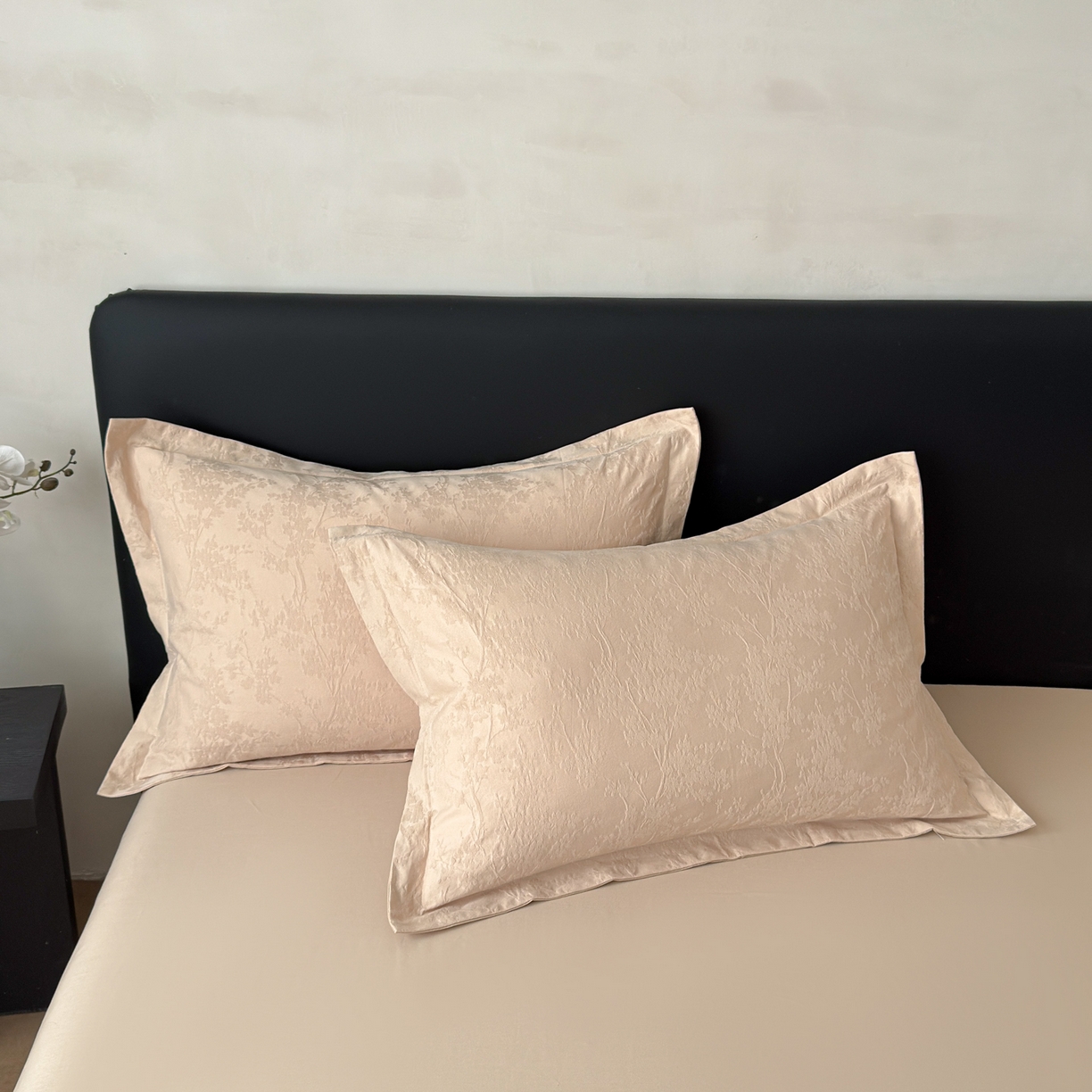 91家纺网 家纺一手货源 找家纺 慕尚家纺 2026新款A类60支长绒棉纯棉提花贡缎大提花光泽绸缎感四件套 艾薇花卡其