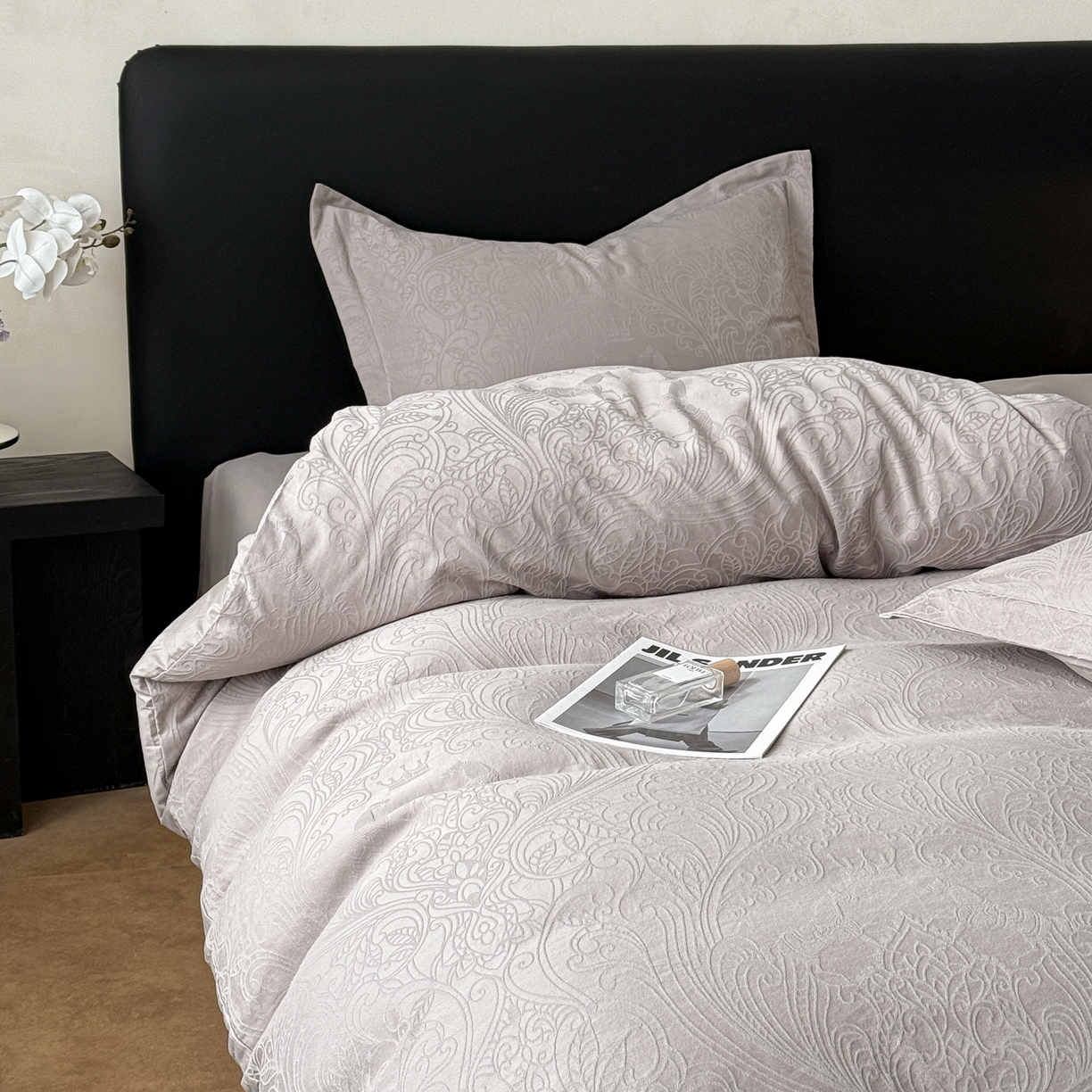 91家纺网 家纺一手货源 找家纺 慕尚家纺 2026新款A类60支长绒棉纯棉提花贡缎大提花光泽绸缎感四件套 马上有乾灰