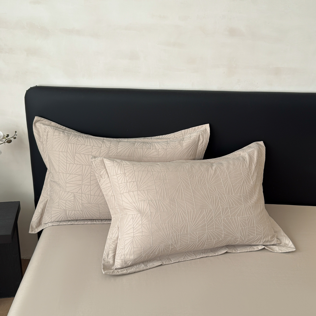 91家纺网 家纺一手货源 找家纺 慕尚家纺 2026新款A类60支长绒棉纯棉提花贡缎大提花光泽绸缎感四件套 夏洛特