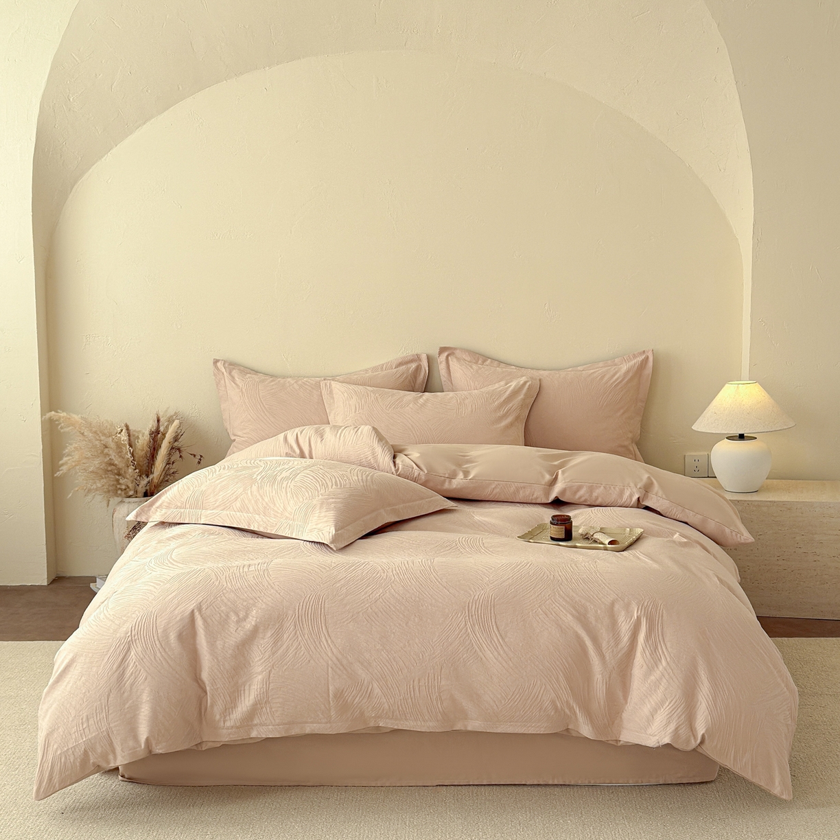 91家纺网 家纺一手货源 找家纺 慕尚家纺 2026新款A类60支长绒棉纯棉提花贡缎大提花光泽绸缎感四件套 雅柔米黄