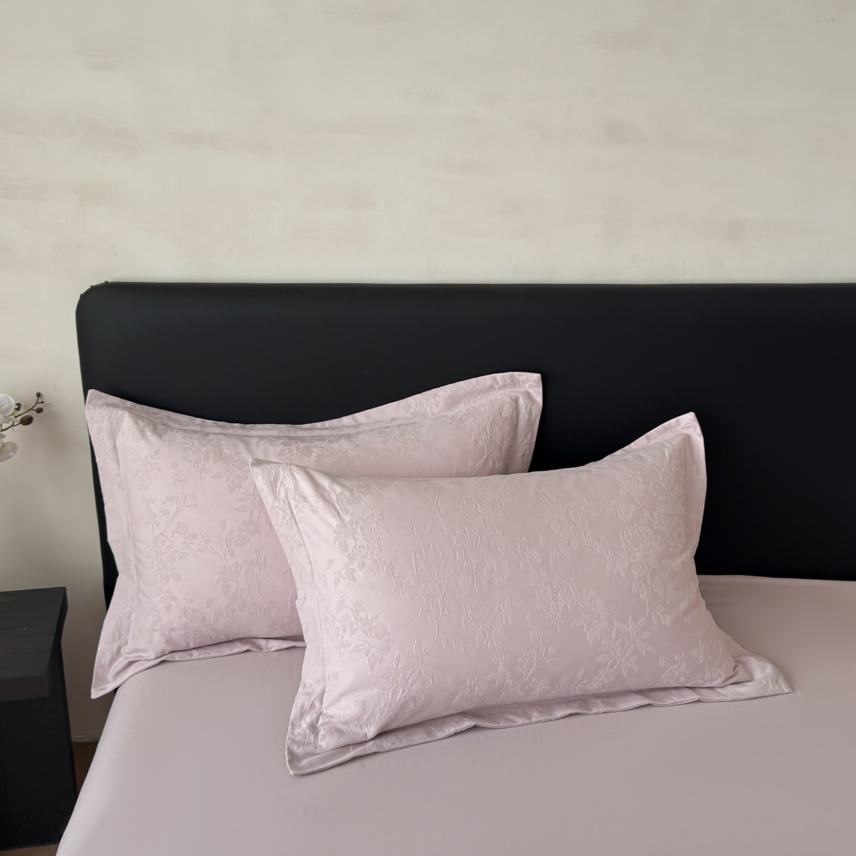 91家纺网 家纺一手货源 找家纺 慕尚家纺 2026新款A类60支长绒棉纯棉提花贡缎大提花光泽绸缎感四件套 丁香紫