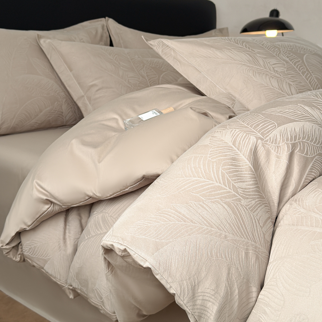 91家纺网 家纺一手货源 找家纺 （总）慕尚家纺 2026新款A类60支长绒棉纯棉提花贡缎大提花光泽绸缎感四件套