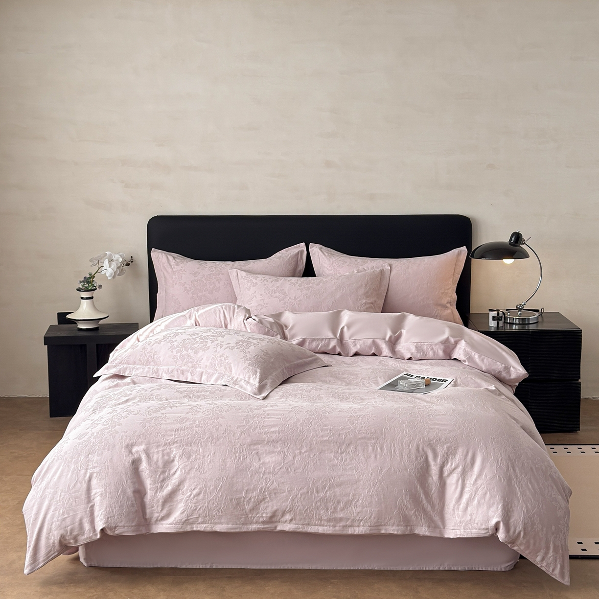 91家纺网 家纺一手货源 找家纺 慕尚家纺 2026新款A类60支长绒棉纯棉提花贡缎大提花光泽绸缎感四件套 丁香紫