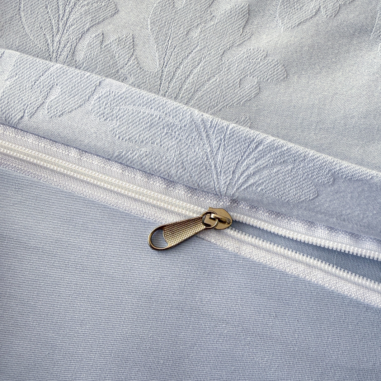 91家纺网 家纺一手货源 找家纺 慕尚家纺 2026新款A类60支长绒棉纯棉提花贡缎大提花光泽绸缎感四件套 花卉蓝