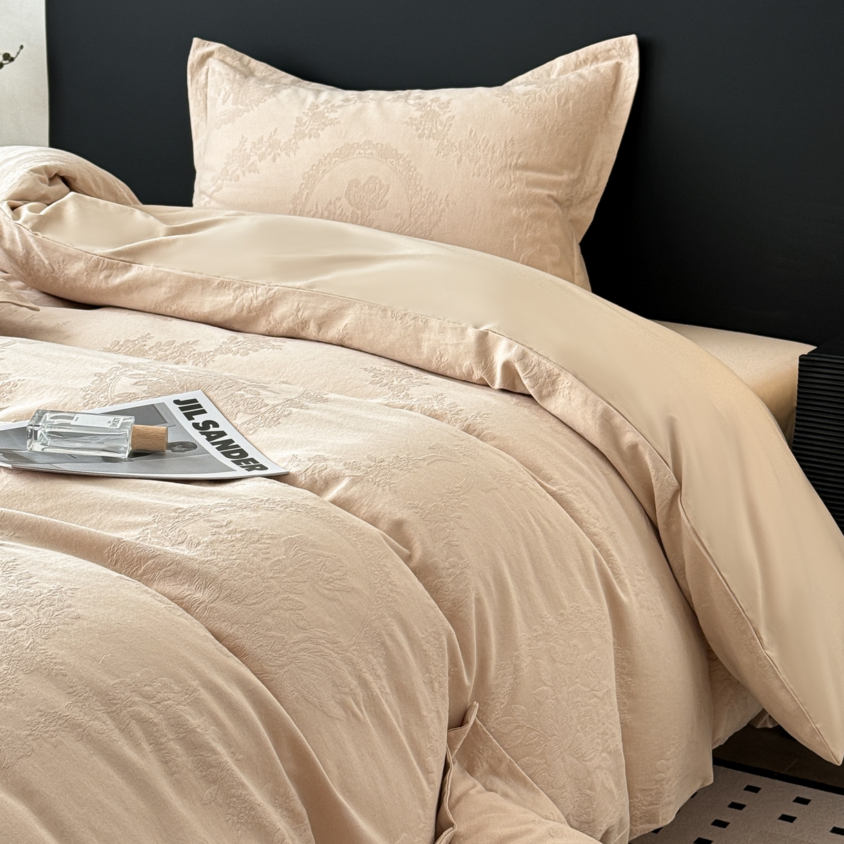 91家纺网 家纺一手货源 找家纺 慕尚家纺 2026新款A类60支长绒棉纯棉提花贡缎大提花光泽绸缎感四件套 萨拉卡其