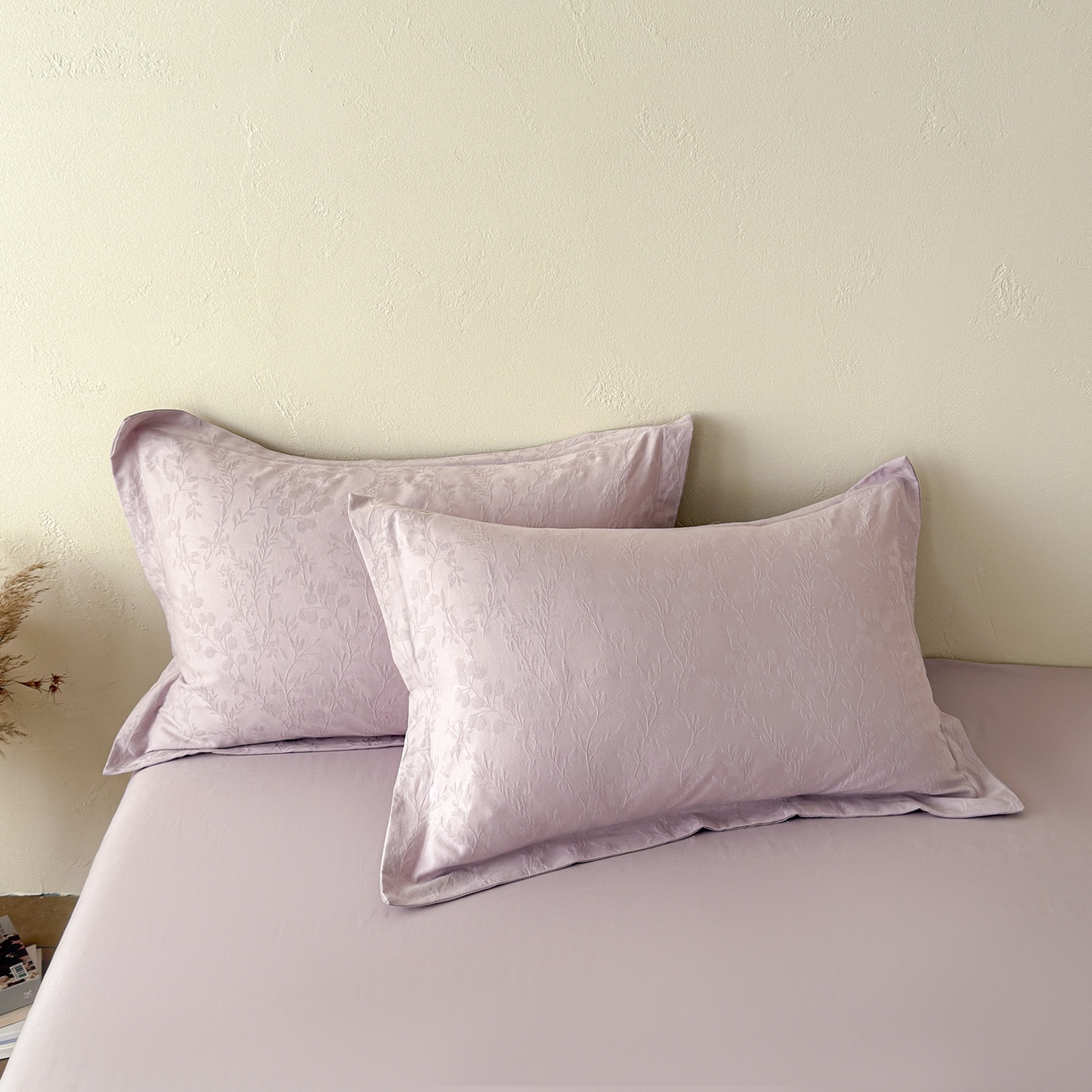 91家纺网 家纺一手货源 找家纺 慕尚家纺 2026新款A类60支长绒棉纯棉提花贡缎大提花光泽绸缎感四件套 香草紫