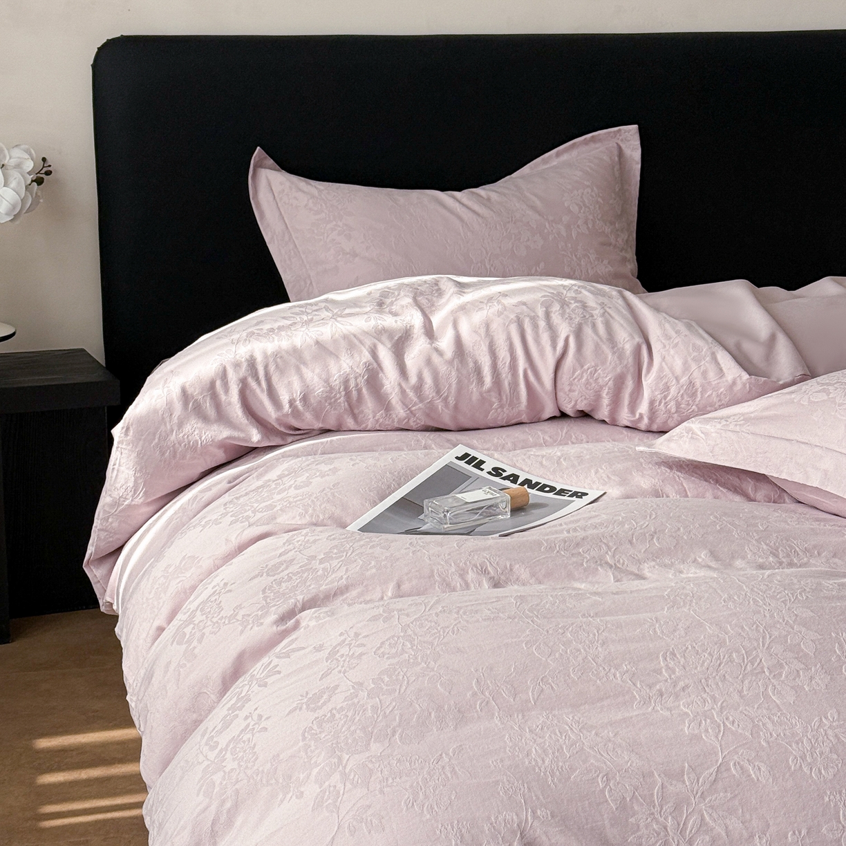 91家纺网 家纺一手货源 找家纺 慕尚家纺 2026新款A类60支长绒棉纯棉提花贡缎大提花光泽绸缎感四件套 丁香紫