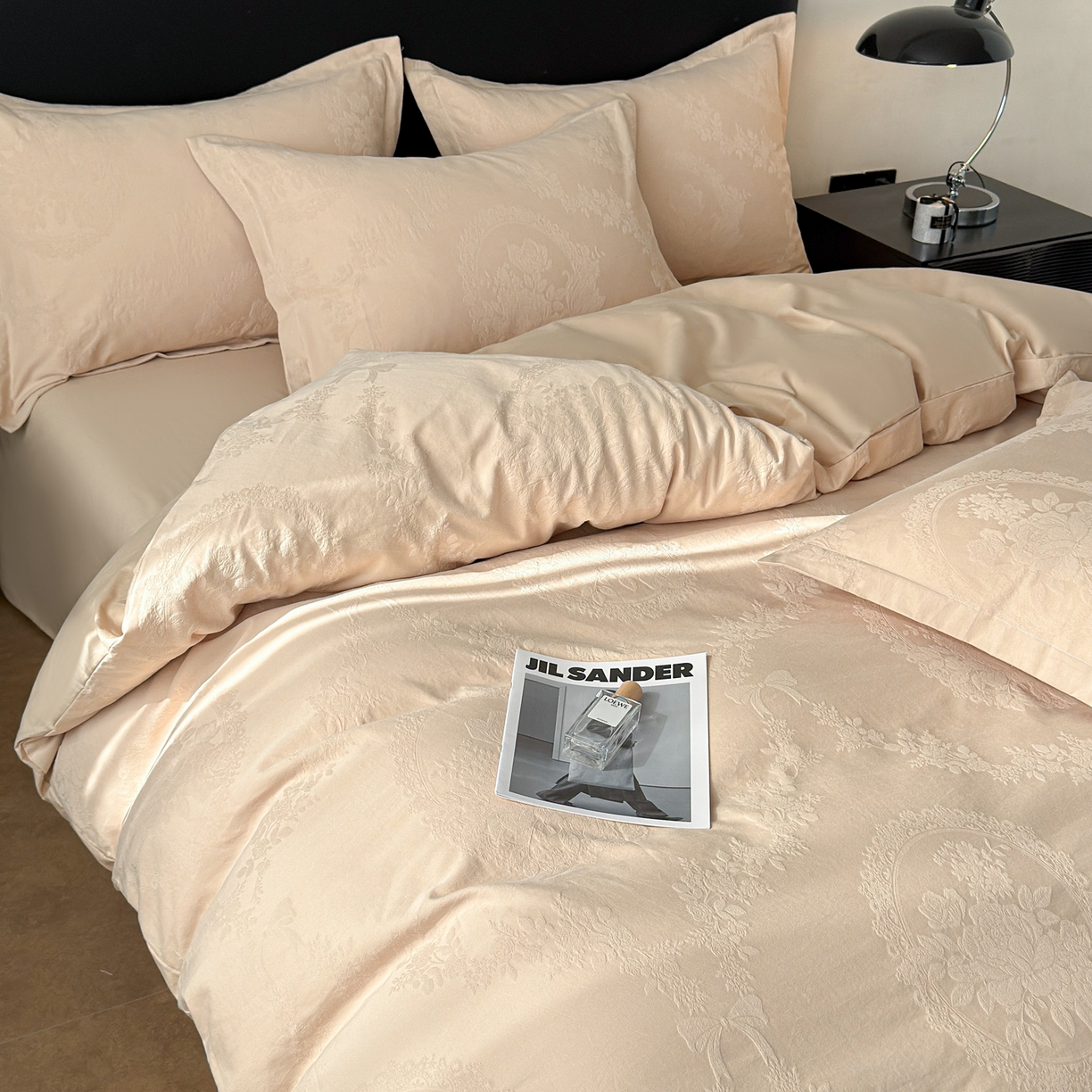 91家纺网 家纺一手货源 找家纺 慕尚家纺 2026新款A类60支长绒棉纯棉提花贡缎大提花光泽绸缎感四件套 萨拉卡其