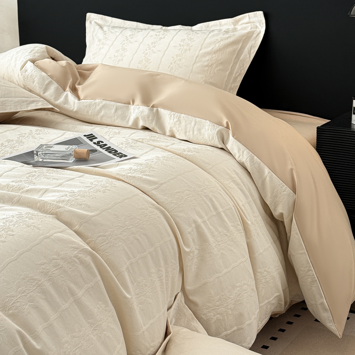 91家纺网 家纺一手货源 找家纺 慕尚家纺 2026新款A类60支长绒棉纯棉提花贡缎大提花光泽绸缎感四件套 花蔓米