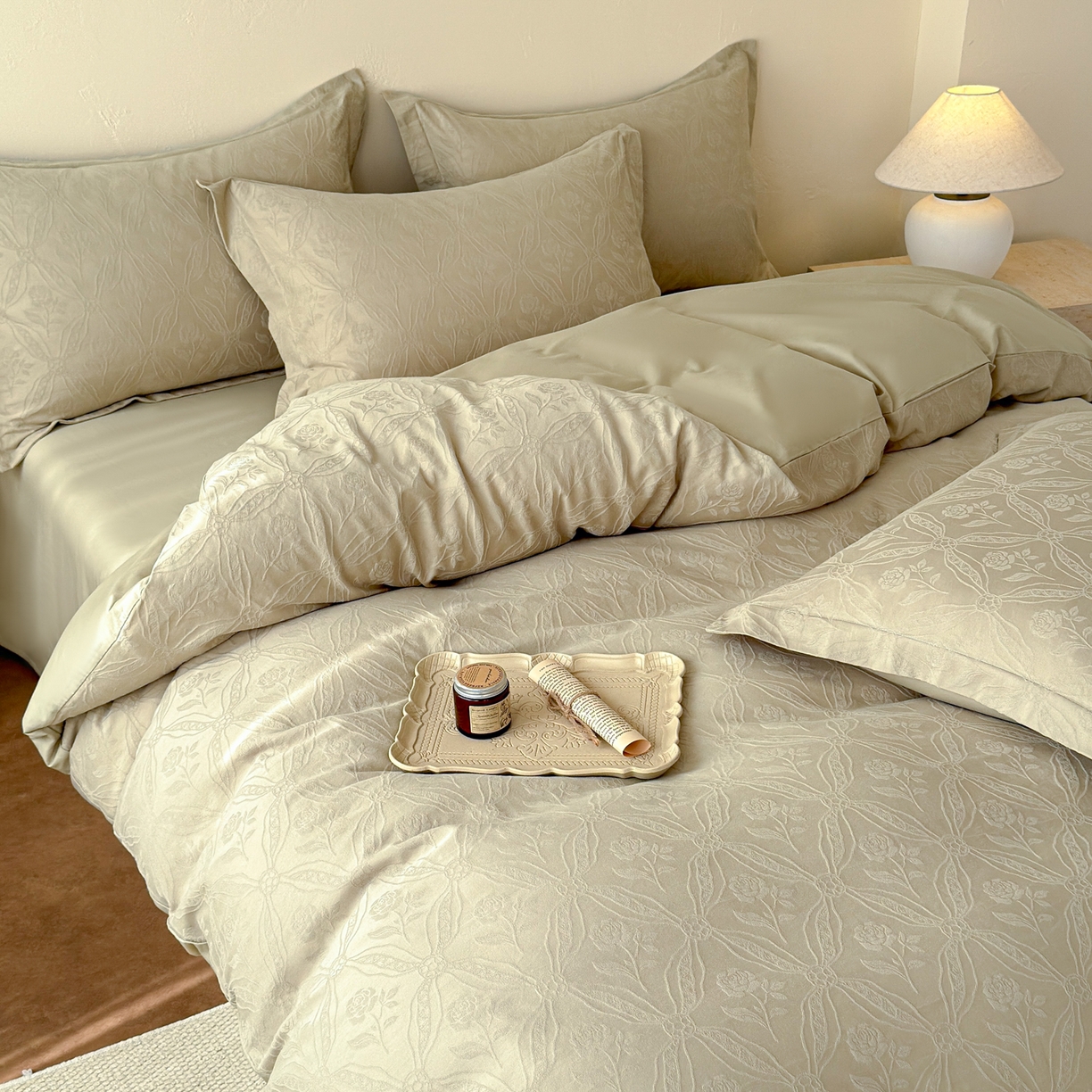 91家纺网 家纺一手货源 找家纺 慕尚家纺 2026新款A类60支长绒棉纯棉提花贡缎大提花光泽绸缎感四件套 玫瑰花绿