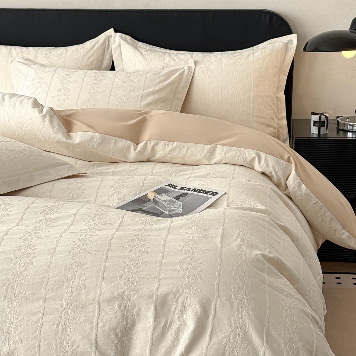 91家纺网 家纺一手货源 找家纺 慕尚家纺 2026新款A类60支长绒棉纯棉提花贡缎大提花光泽绸缎感四件套 花蔓米