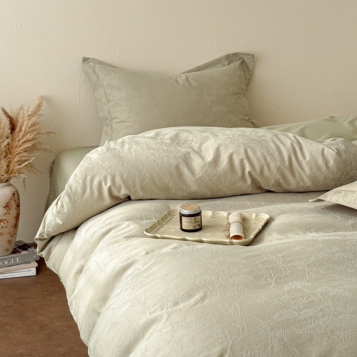 91家纺网 家纺一手货源 找家纺 慕尚家纺 2026新款A类60支长绒棉纯棉提花贡缎大提花光泽绸缎感四件套 花非花绿