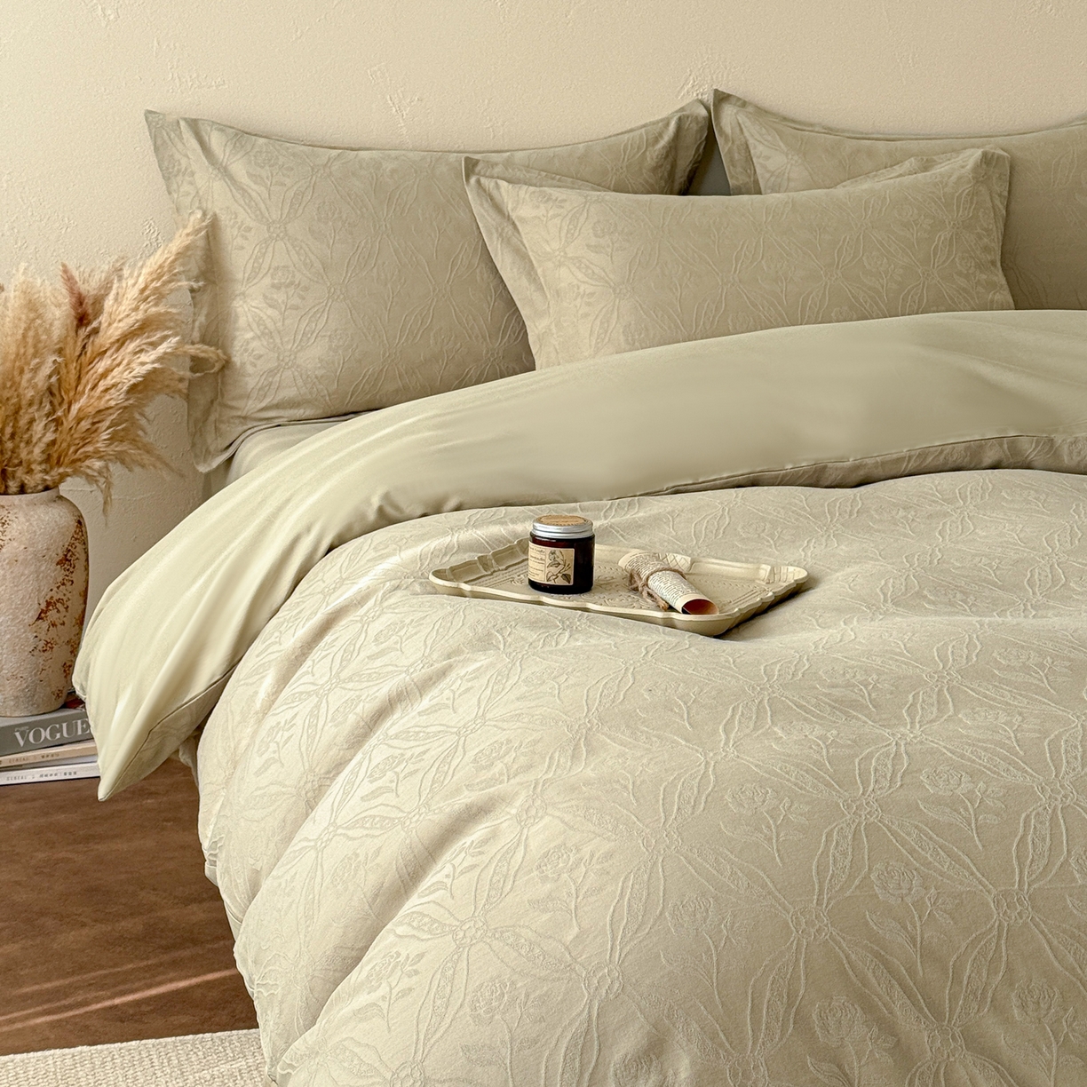 91家纺网 家纺一手货源 找家纺 慕尚家纺 2026新款A类60支长绒棉纯棉提花贡缎大提花光泽绸缎感四件套 玫瑰花绿