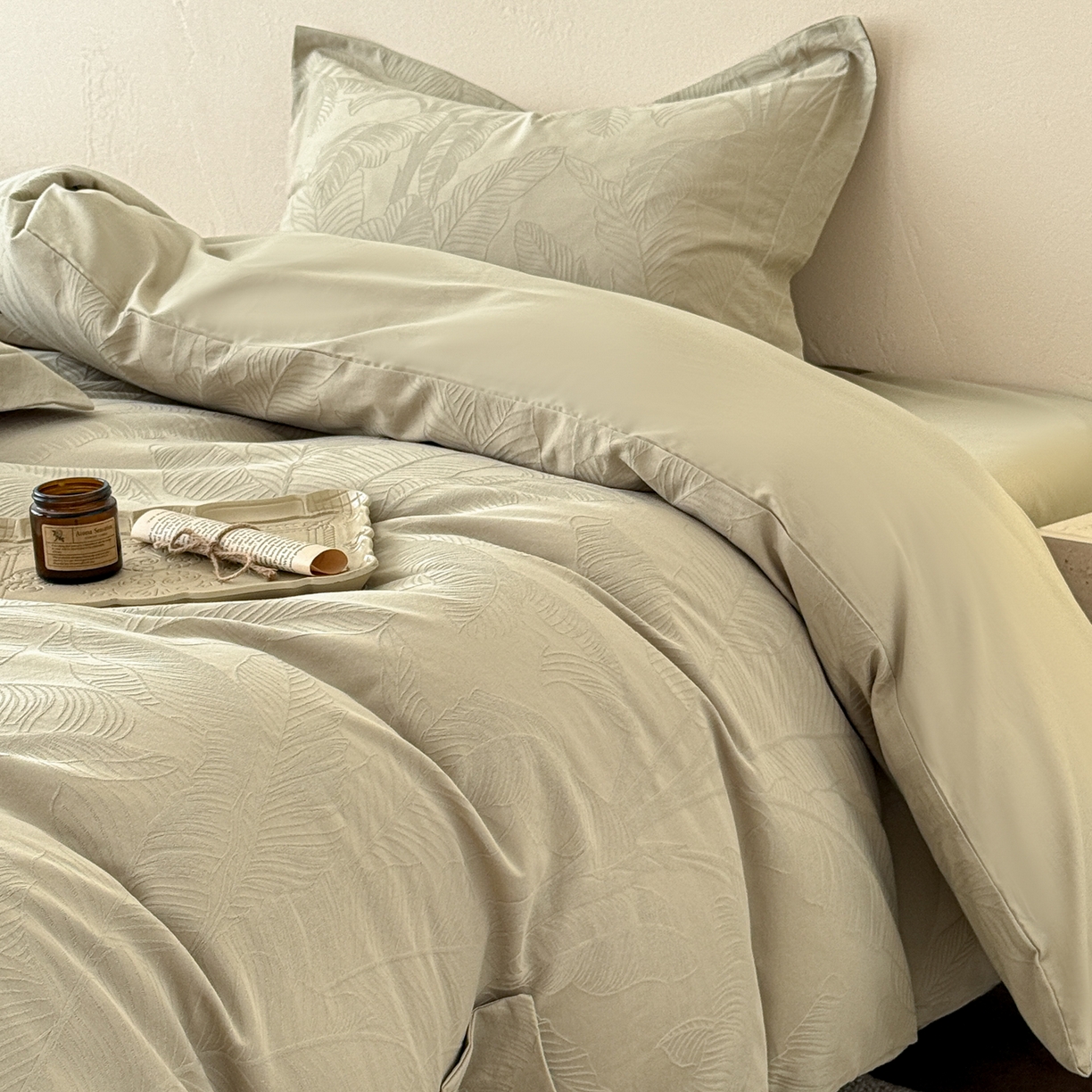 91家纺网 家纺一手货源 找家纺 慕尚家纺 2026新款A类60支长绒棉纯棉提花贡缎大提花光泽绸缎感四件套 树叶绿