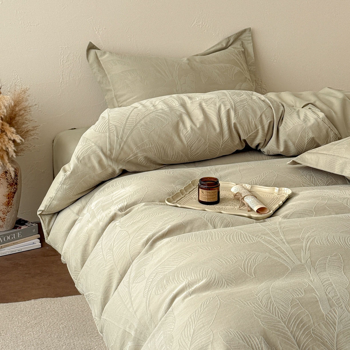 91家纺网 家纺一手货源 找家纺 慕尚家纺 2026新款A类60支长绒棉纯棉提花贡缎大提花光泽绸缎感四件套 树叶绿