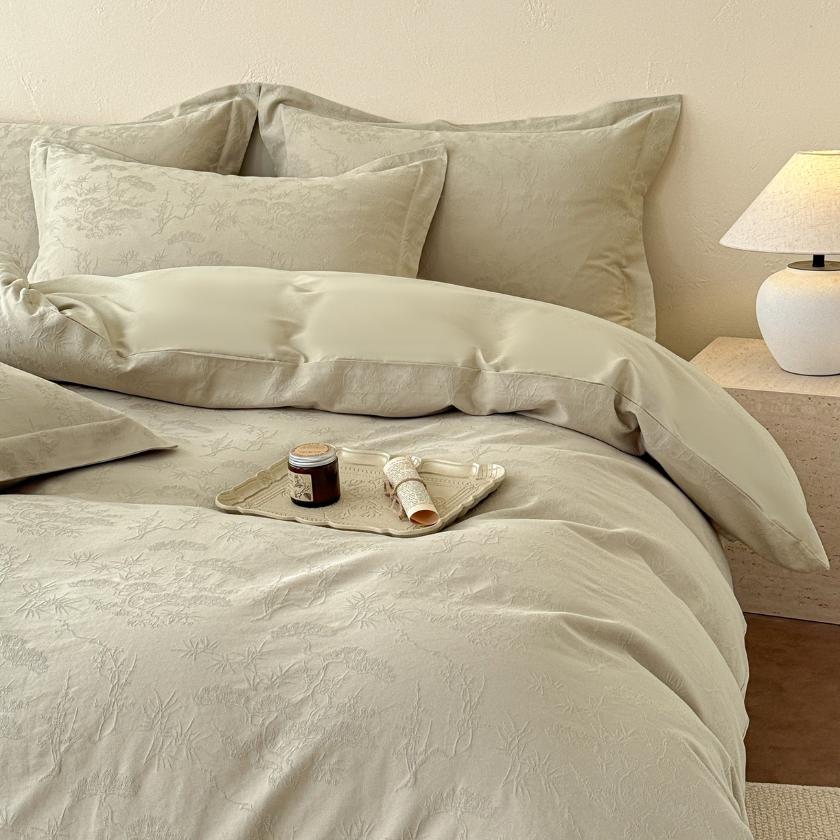 91家纺网 家纺一手货源 找家纺 慕尚家纺 2026新款A类60支长绒棉纯棉提花贡缎大提花光泽绸缎感四件套 花非花绿