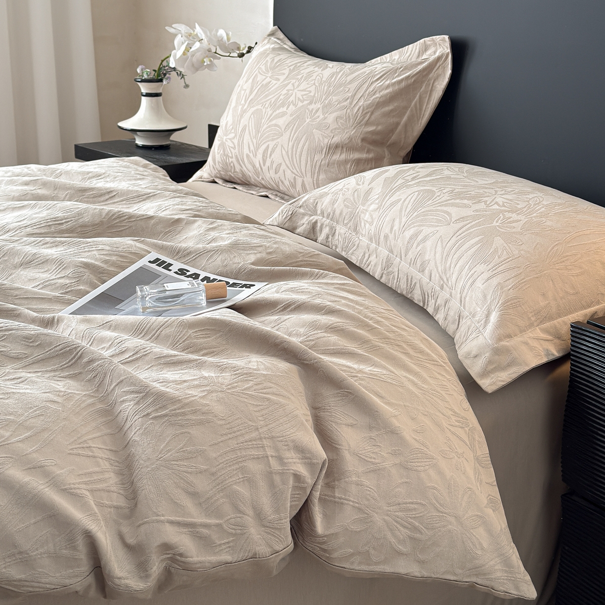 91家纺网 家纺一手货源 找家纺 慕尚家纺 2026新款A类60支长绒棉纯棉提花贡缎大提花光泽绸缎感四件套 马玲草卡其