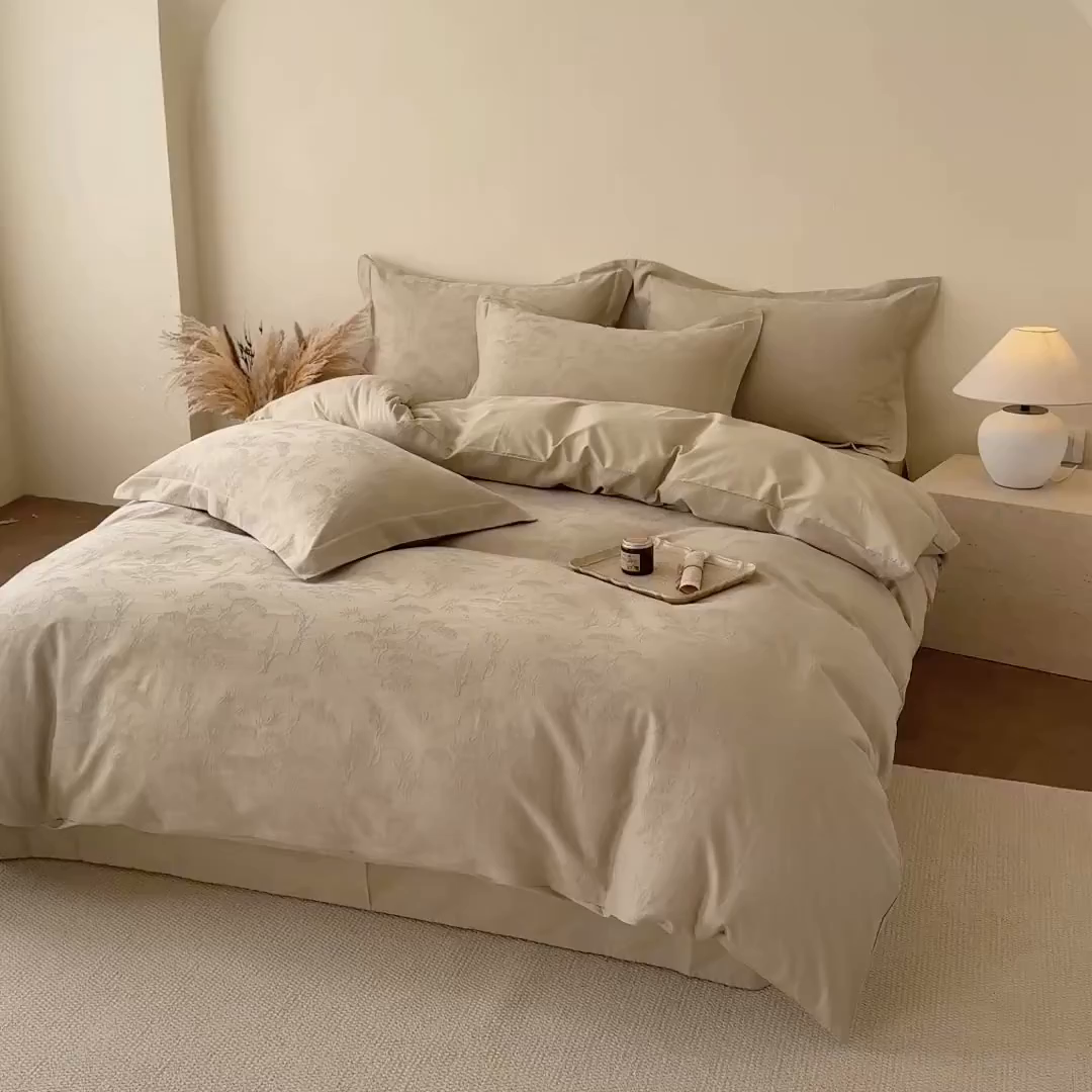 91家纺网 家纺一手货源 找家纺 慕尚家纺 2026新款A类60支长绒棉纯棉提花贡缎大提花光泽绸缎感四件套 花非花绿