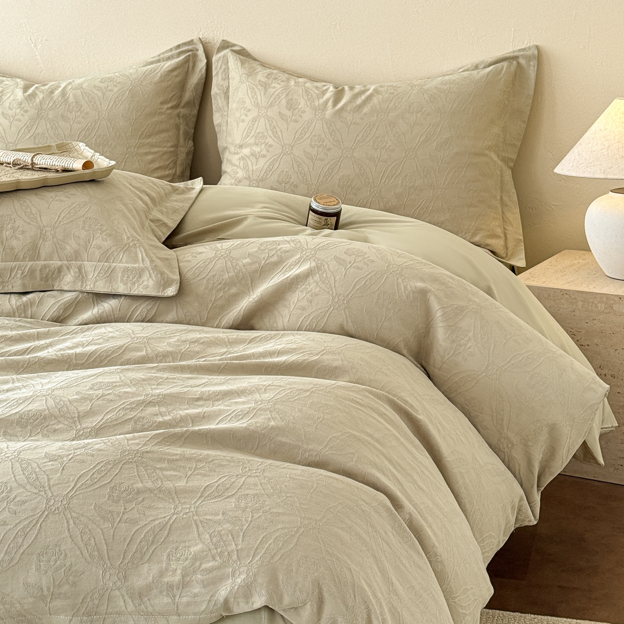 91家纺网 家纺一手货源 找家纺 慕尚家纺 2026新款A类60支长绒棉纯棉提花贡缎大提花光泽绸缎感四件套 玫瑰花绿