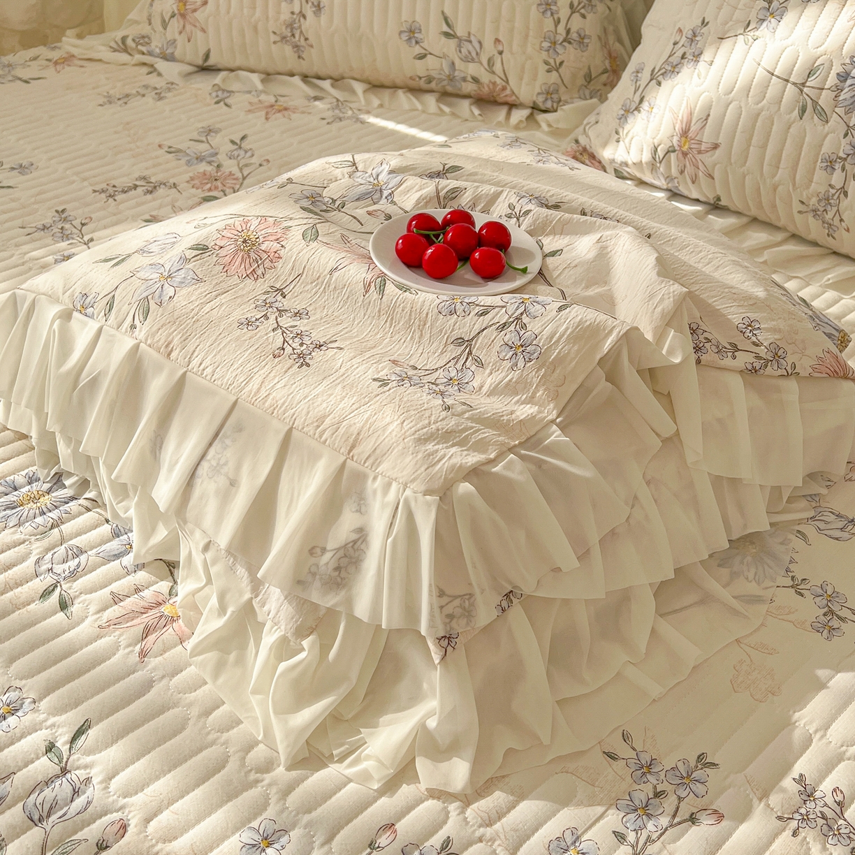 91家纺网 家纺一手货源 找家纺 提花大世界 2026新款冰肤纱法式花边凉感夏被夏凉被空调被被套凉席三件套床盖夹棉四件套 浅夏星花