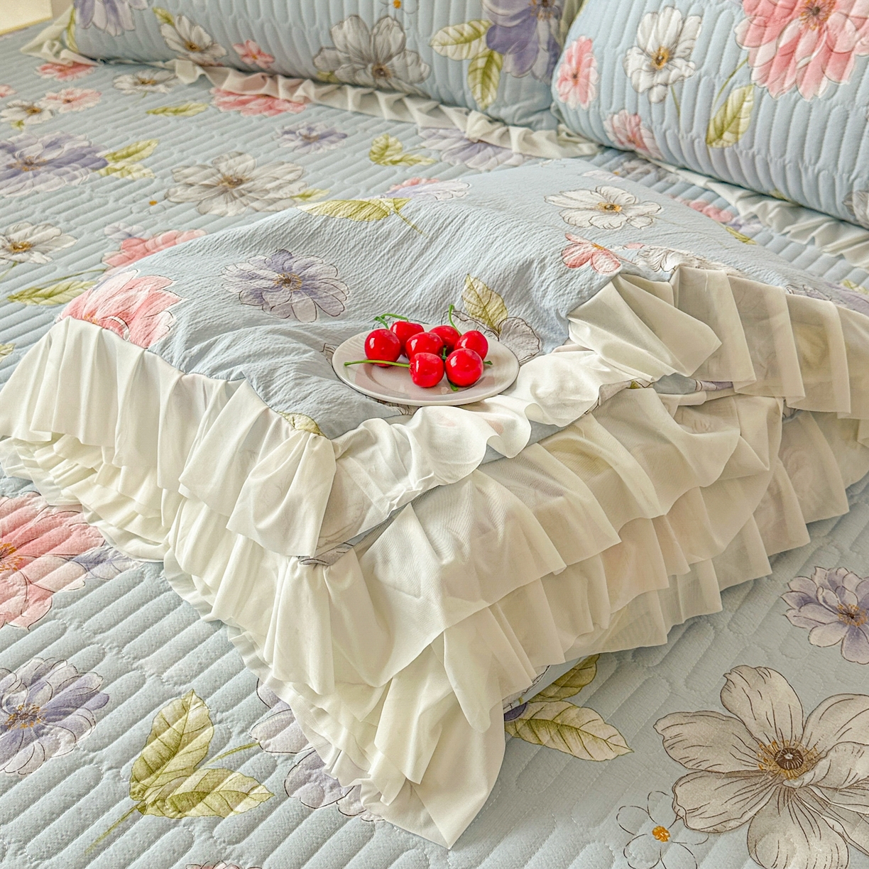 91家纺网 家纺一手货源 找家纺 提花大世界 2026新款冰肤纱法式花边凉感夏被夏凉被空调被被套凉席三件套床盖夹棉四件套 海盐花簇